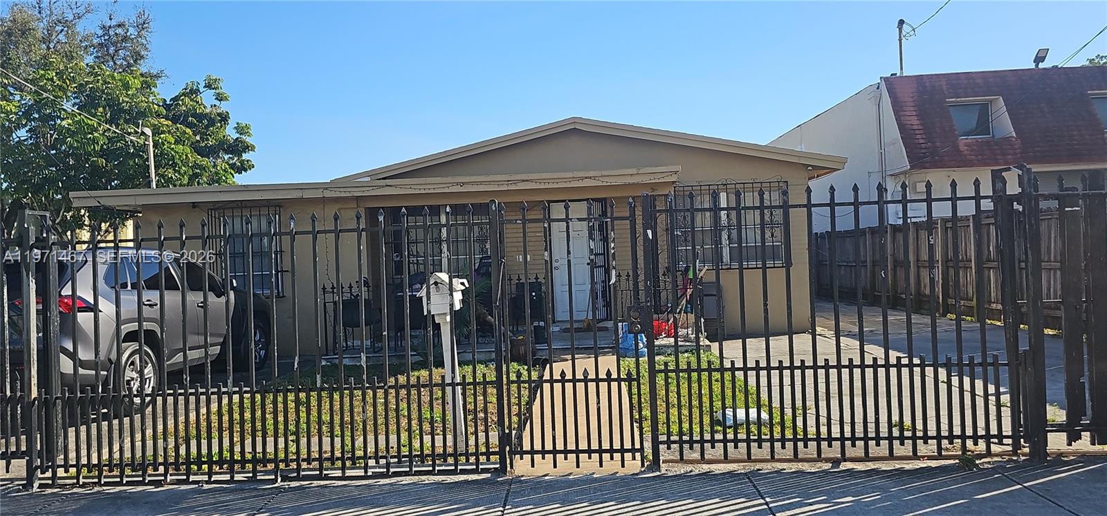 1920 NW 21st Ter Miami, FL 33142