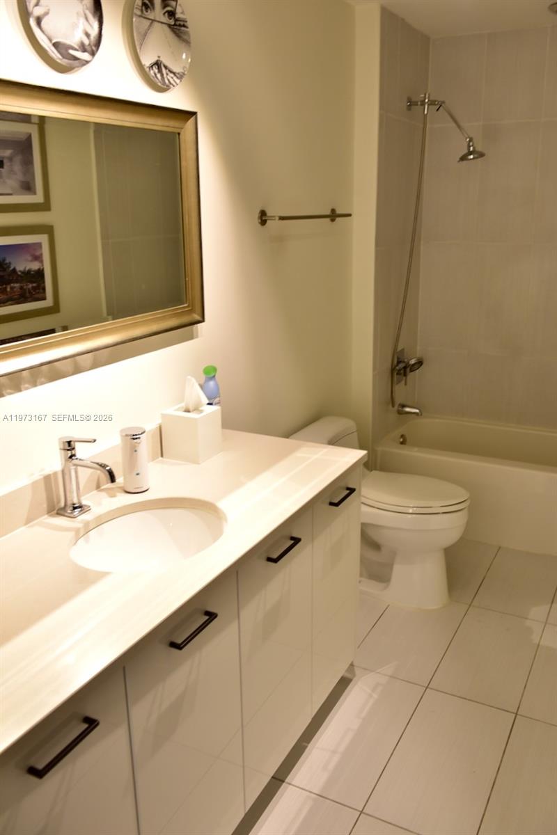 3250 NE 1st Ave #321 Miami, FL 33137