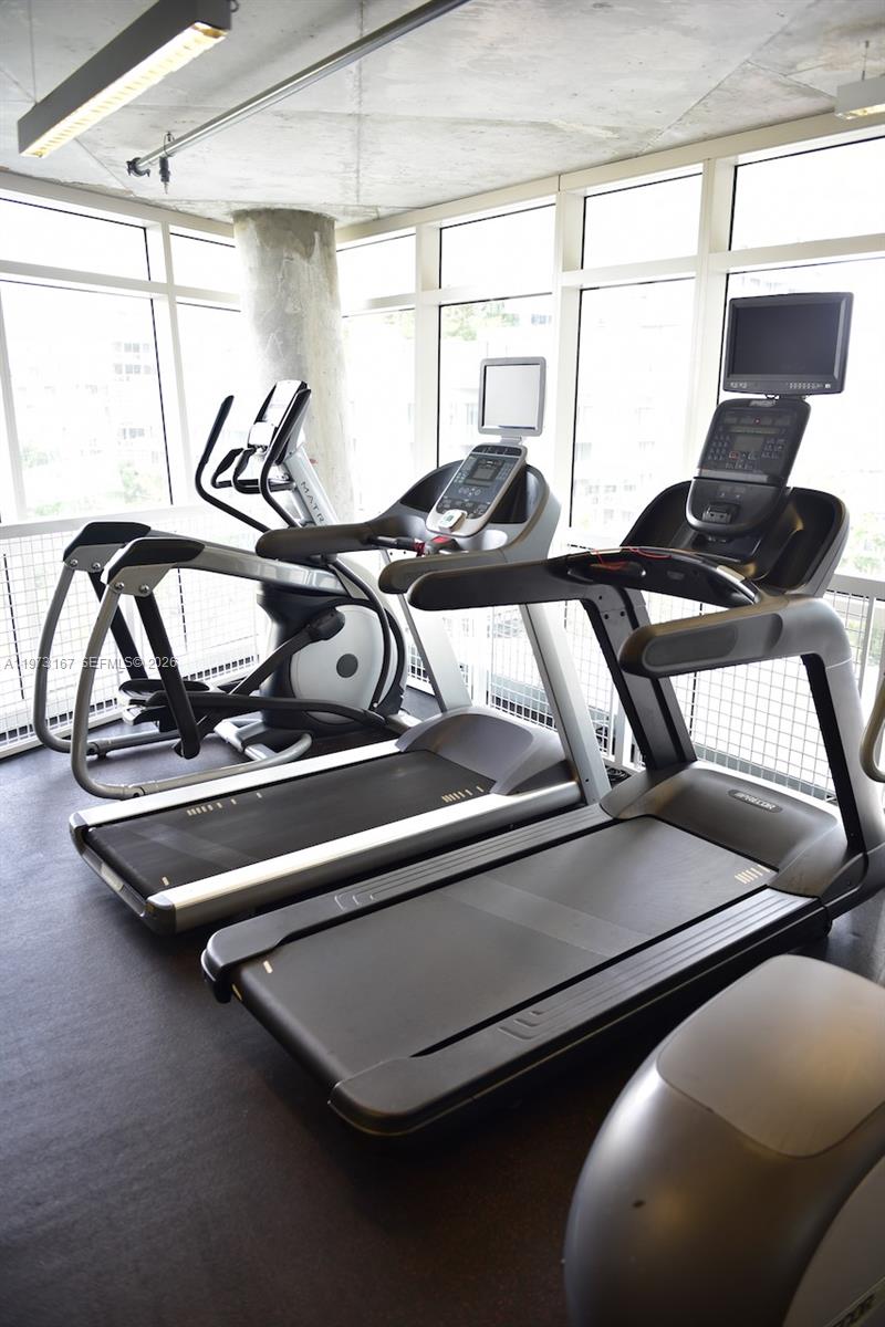 3250 NE 1st Ave #321 Miami, FL 33137