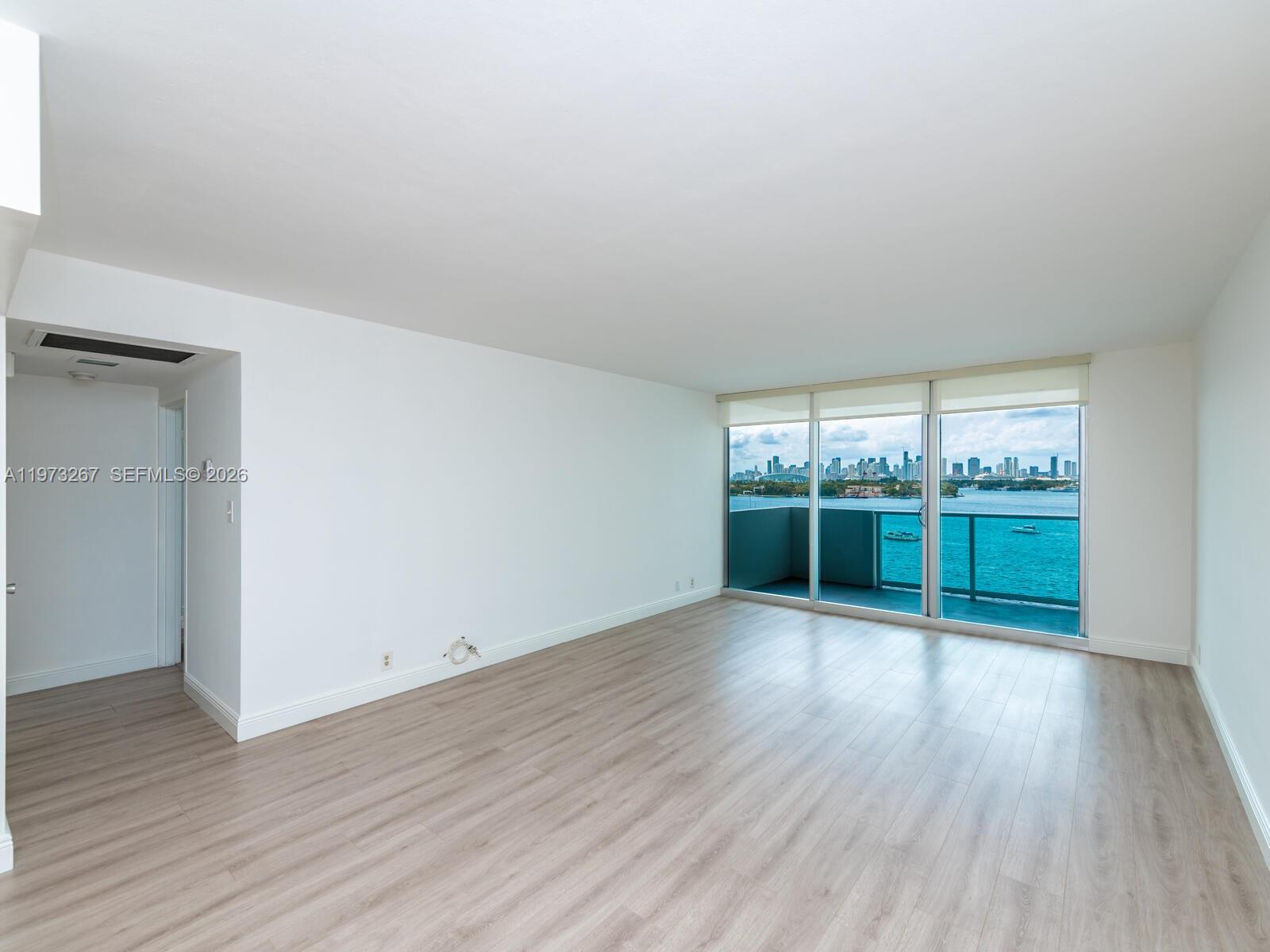 image Mirador 1200 (North Tower)13