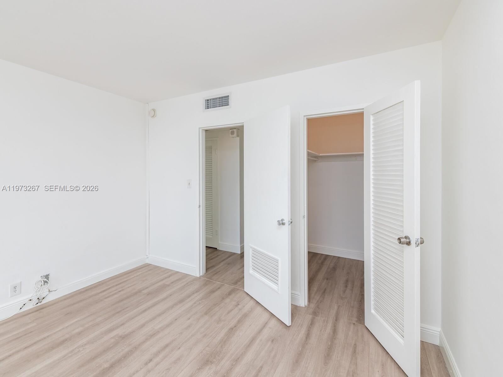 image Mirador 1200 (North Tower)17