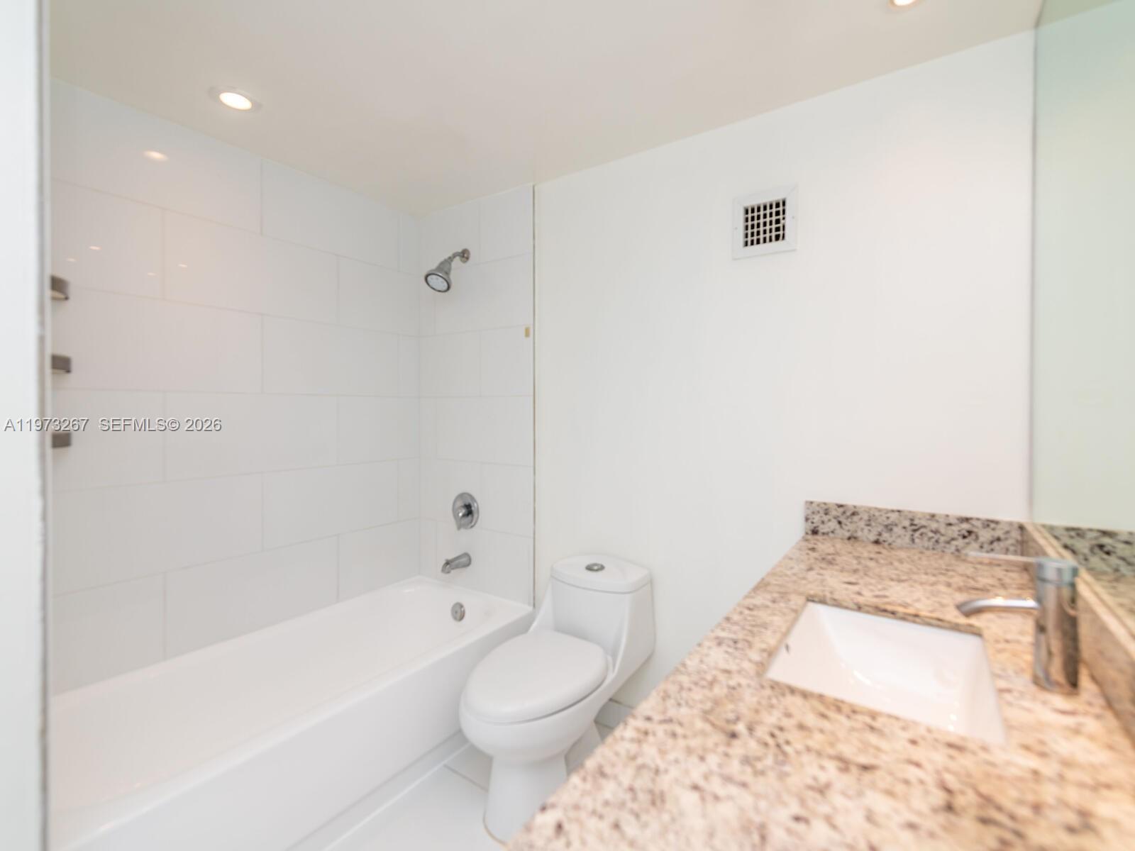 image Mirador 1200 (North Tower)19