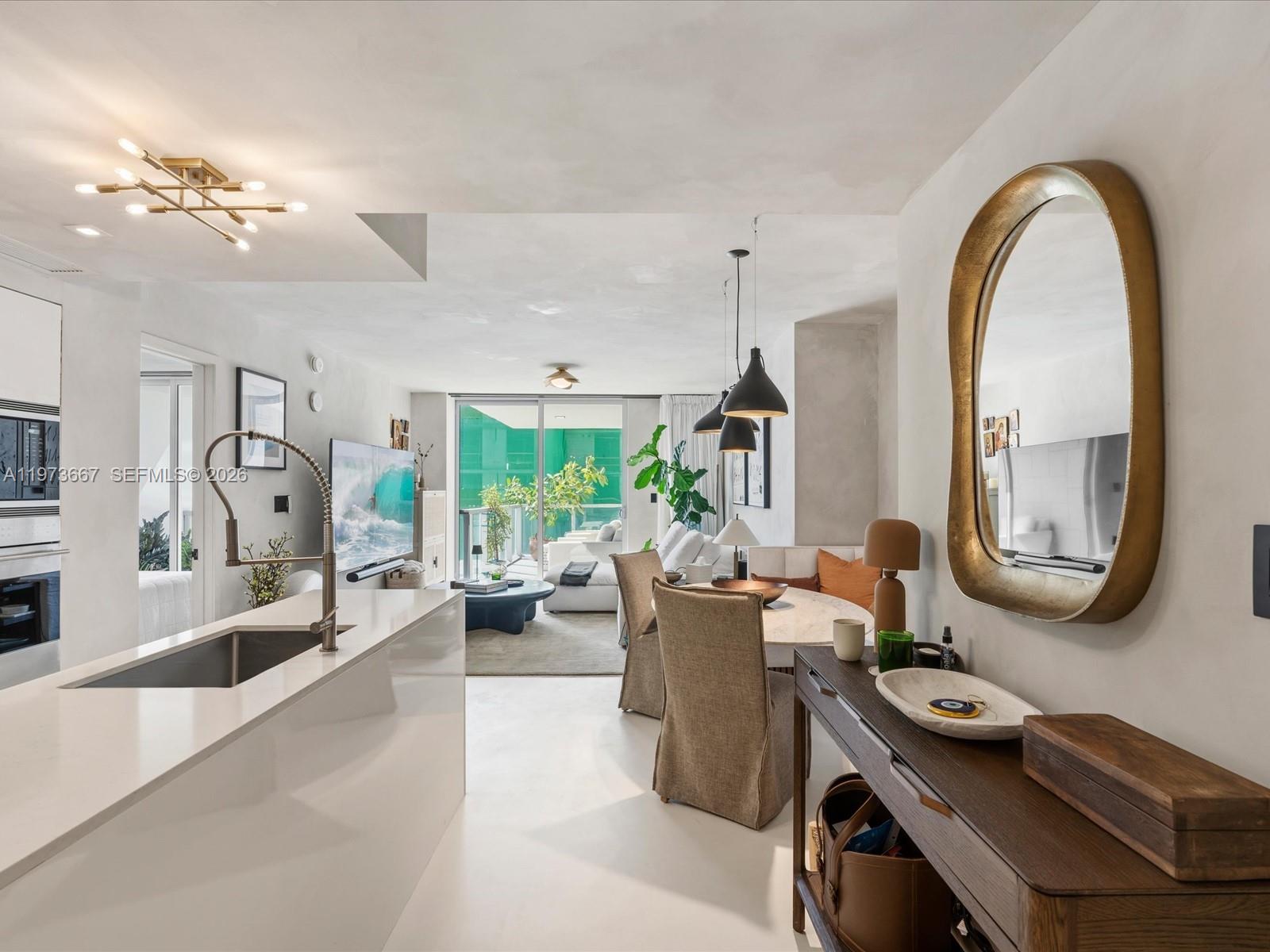 9521 E Bay Hbr Dr #705 Bay Harbor Islands, FL 33154