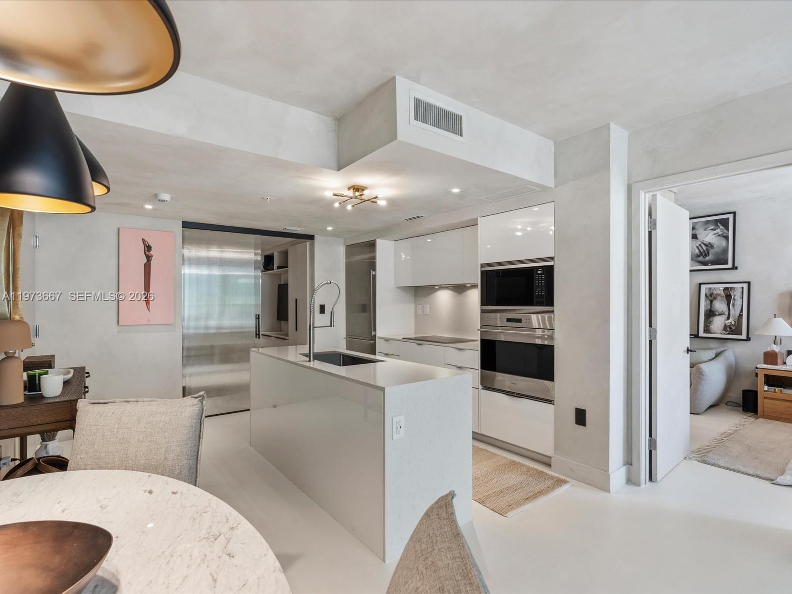 9521 E Bay Hbr Dr #705 Bay Harbor Islands, FL 33154