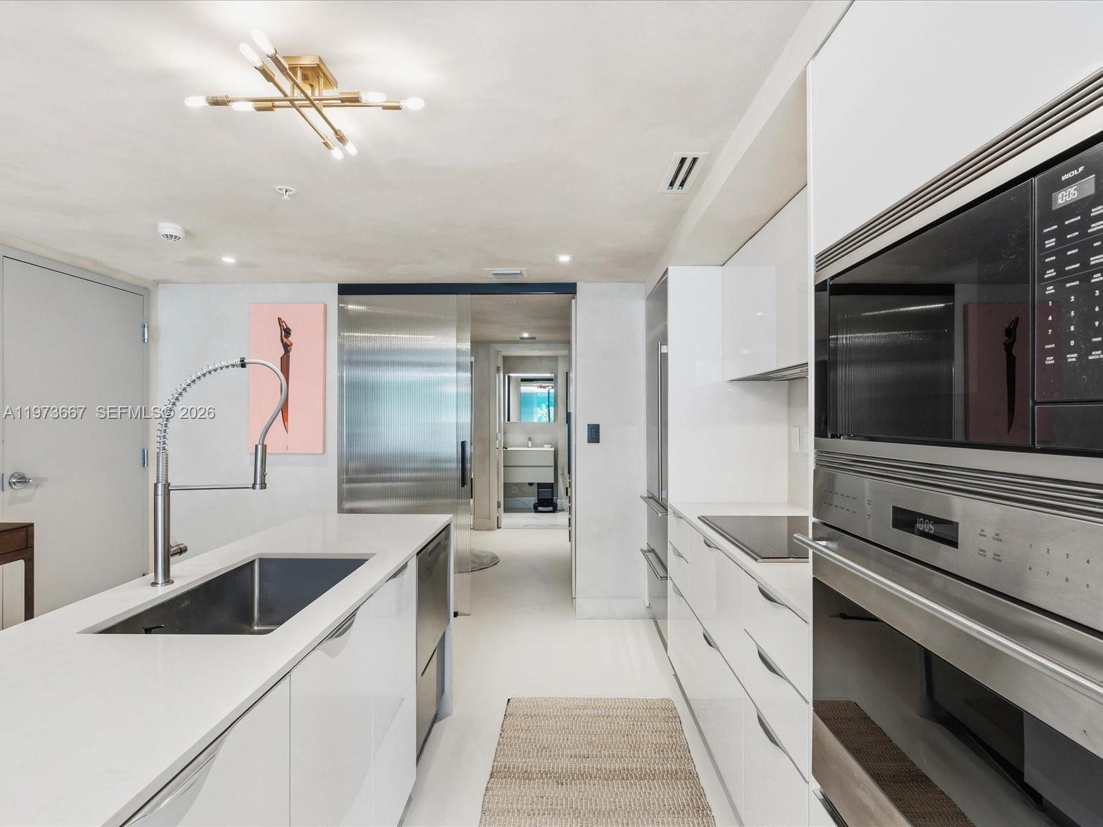 9521 E Bay Hbr Dr #705 Bay Harbor Islands, FL 33154