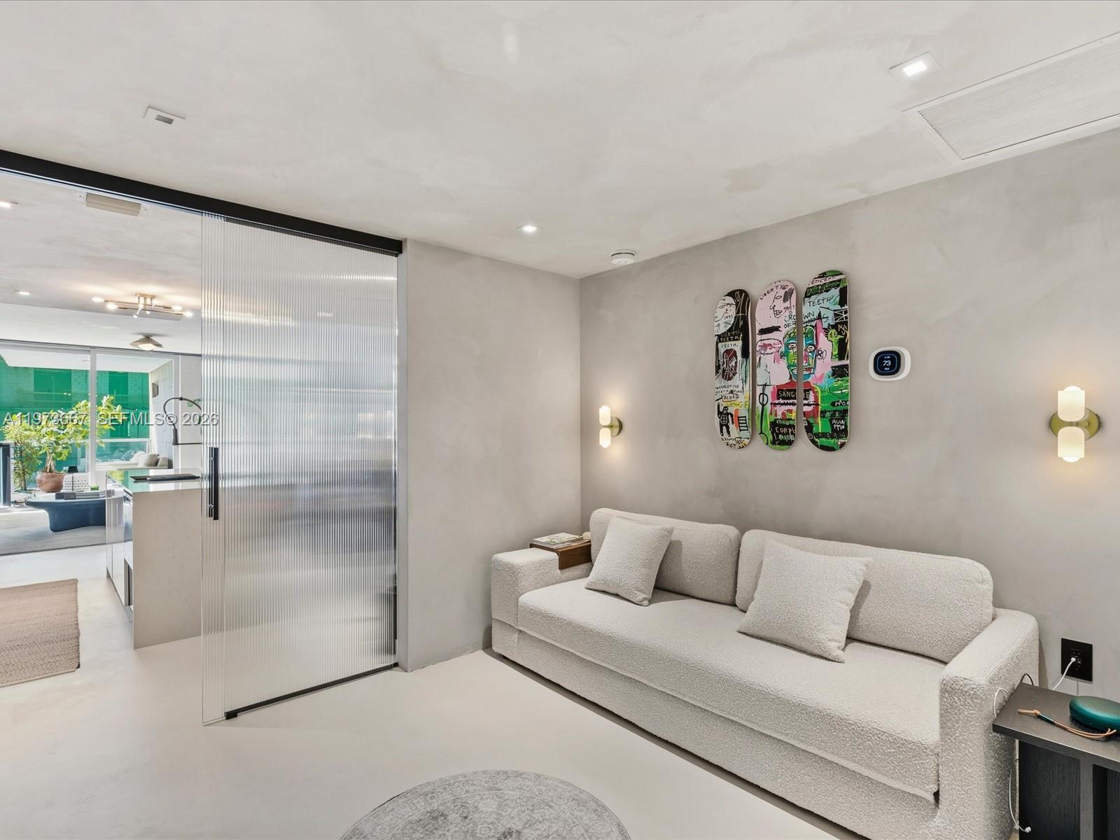 9521 E Bay Hbr Dr #705 Bay Harbor Islands, FL 33154