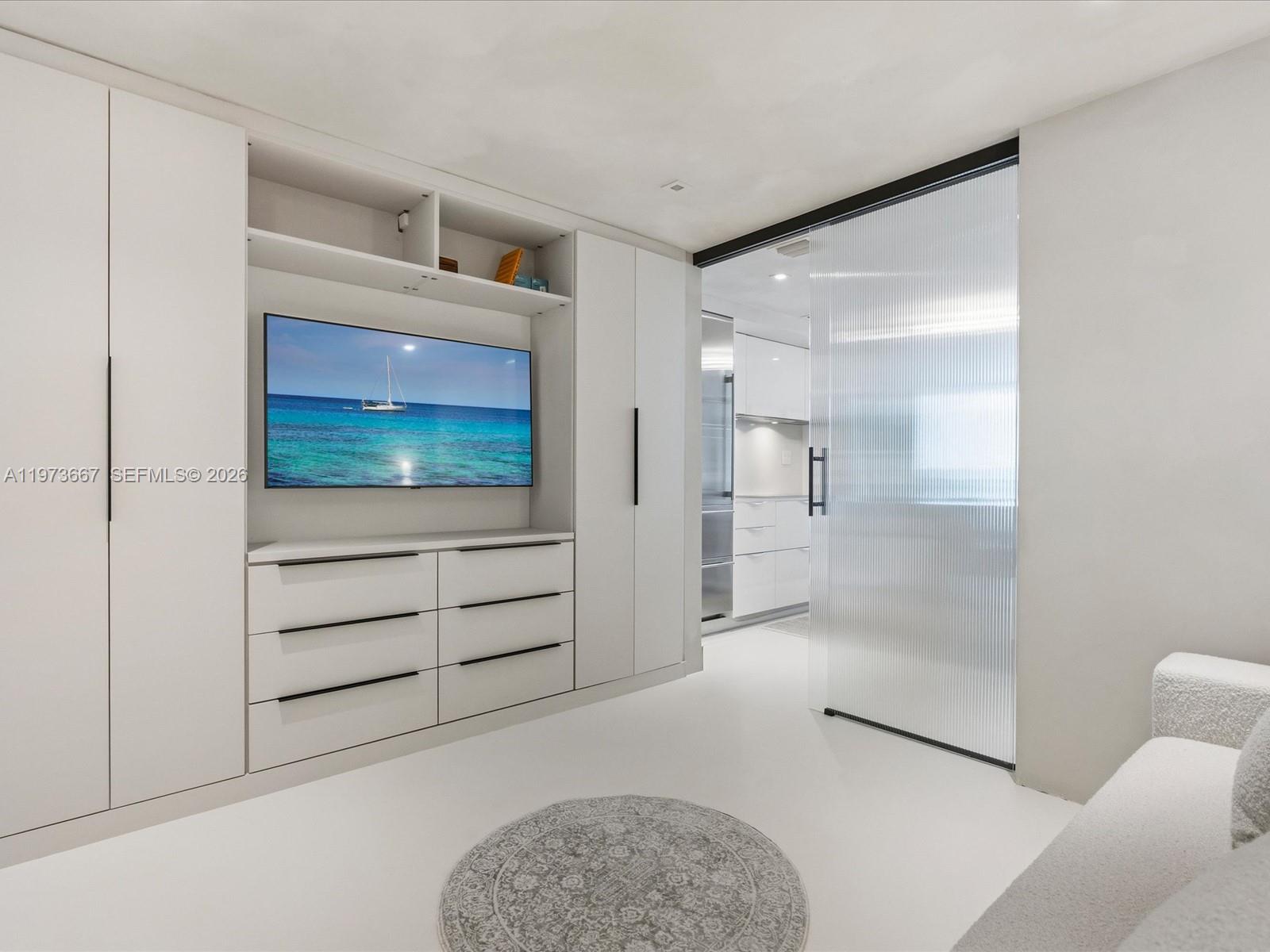 9521 E Bay Hbr Dr #705 Bay Harbor Islands, FL 33154