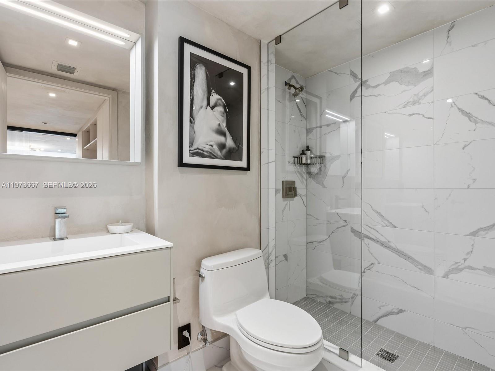 9521 E Bay Hbr Dr #705 Bay Harbor Islands, FL 33154