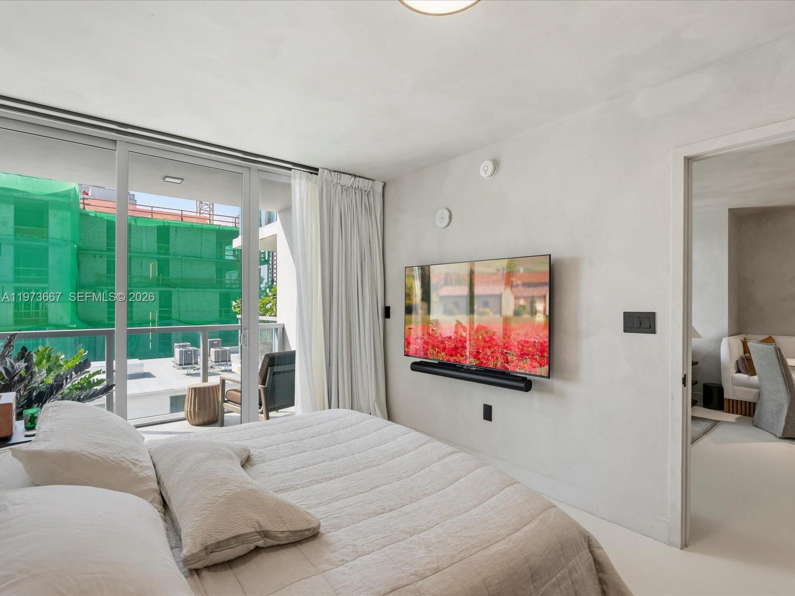 9521 E Bay Hbr Dr #705 Bay Harbor Islands, FL 33154