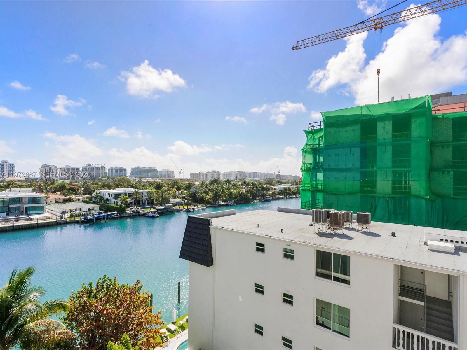 9521 E Bay Hbr Dr #705 Bay Harbor Islands, FL 33154