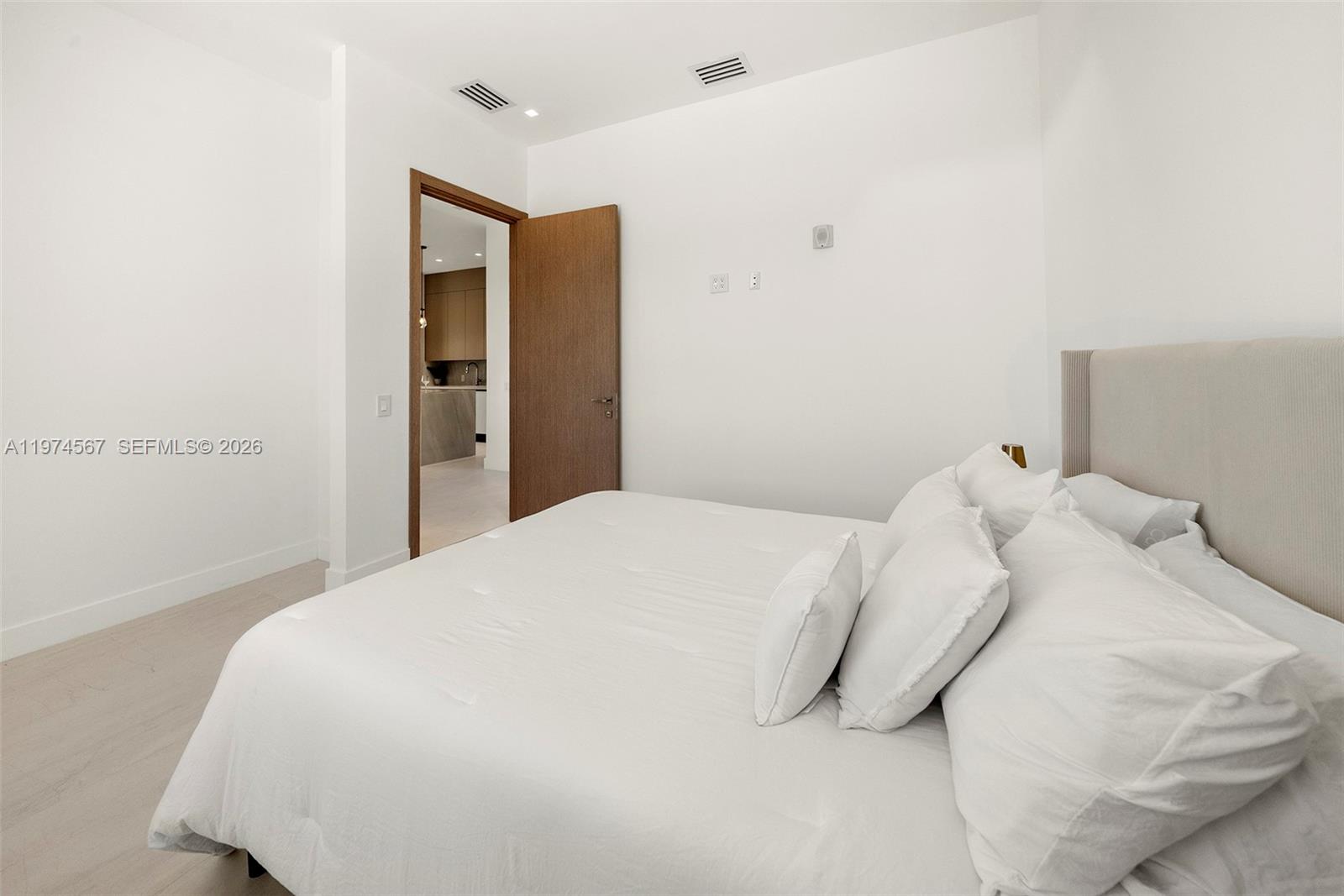 246 NE 6th Ave #302 Delray Beach, FL 33483