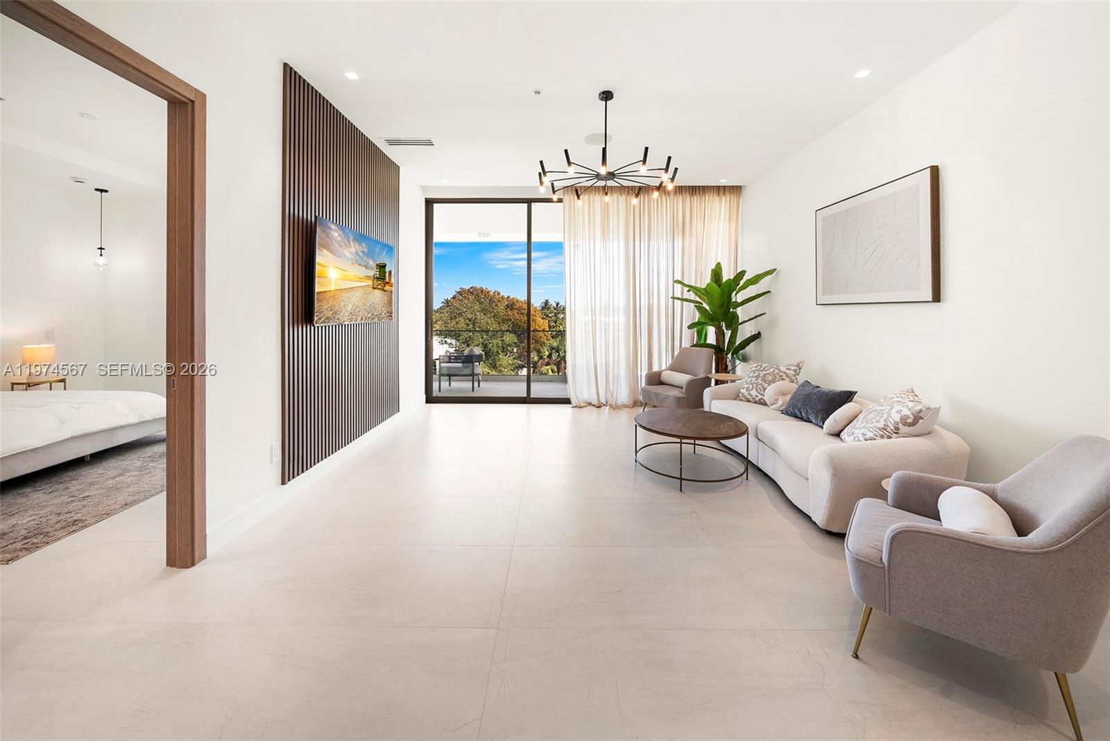 246 NE 6th Ave #302 Delray Beach, FL 33483