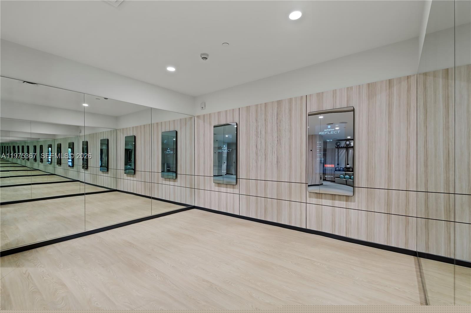 101 Diplomat Pkwy #0910 Hallandale Beach, FL 33009