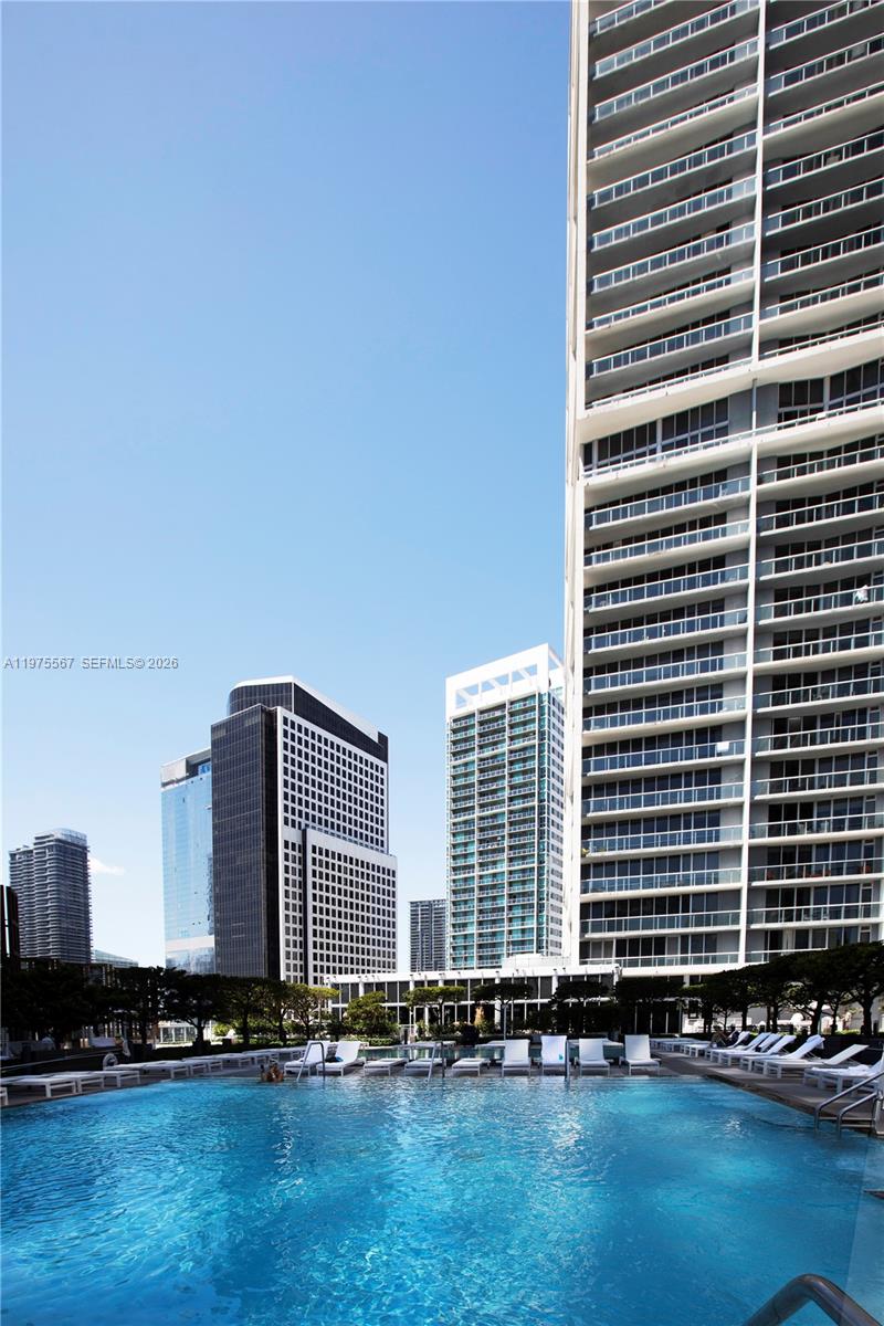 image Icon Brickell I14