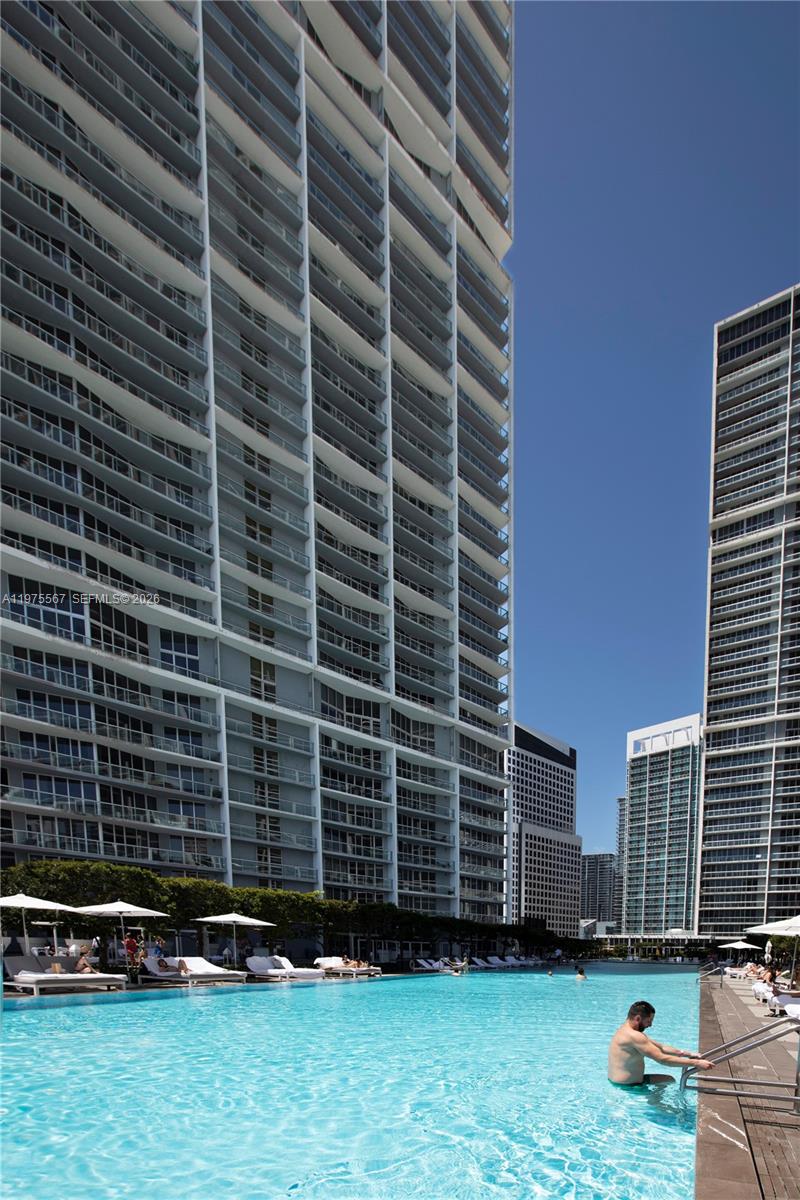 image Icon Brickell I22
