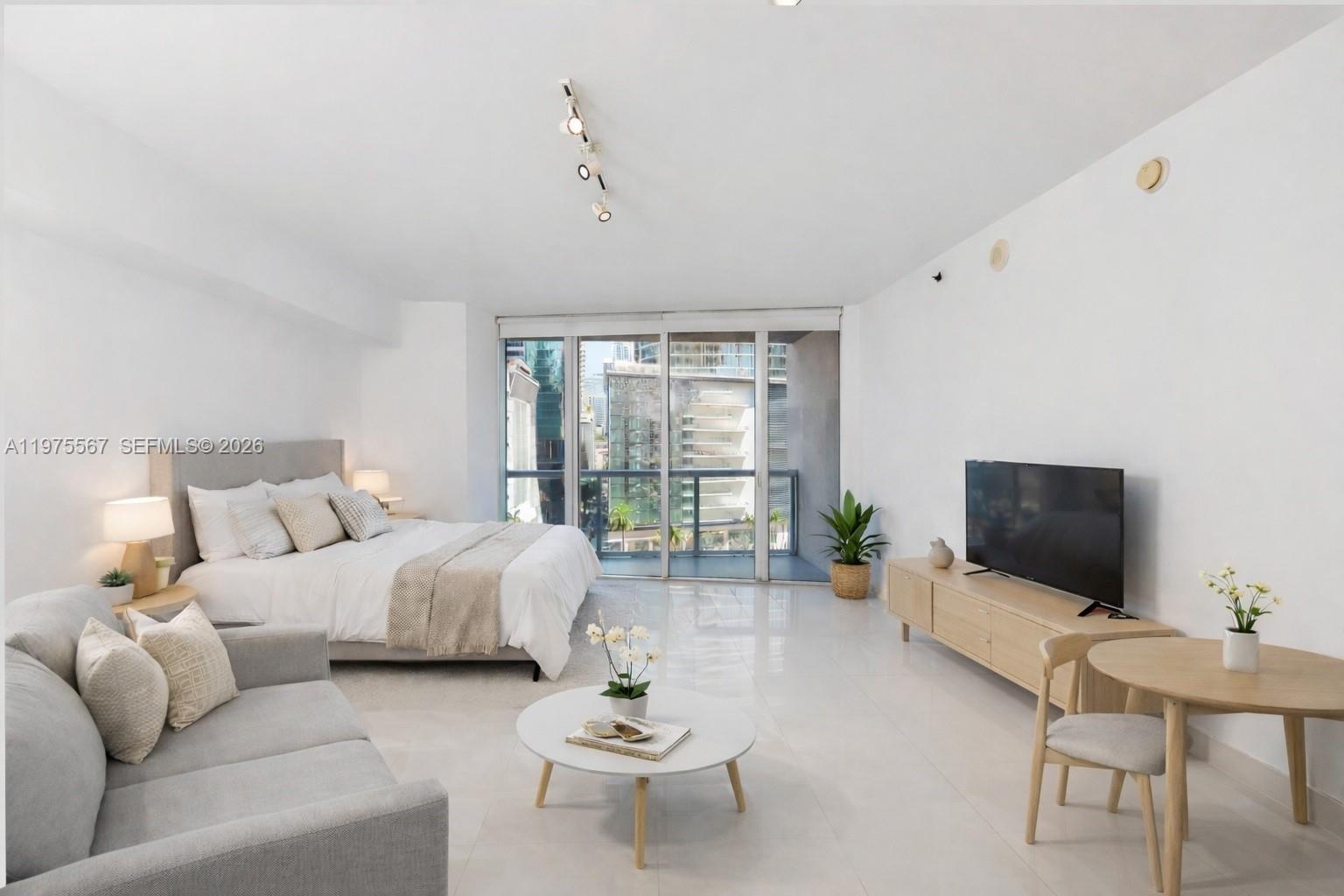 image Icon Brickell I3