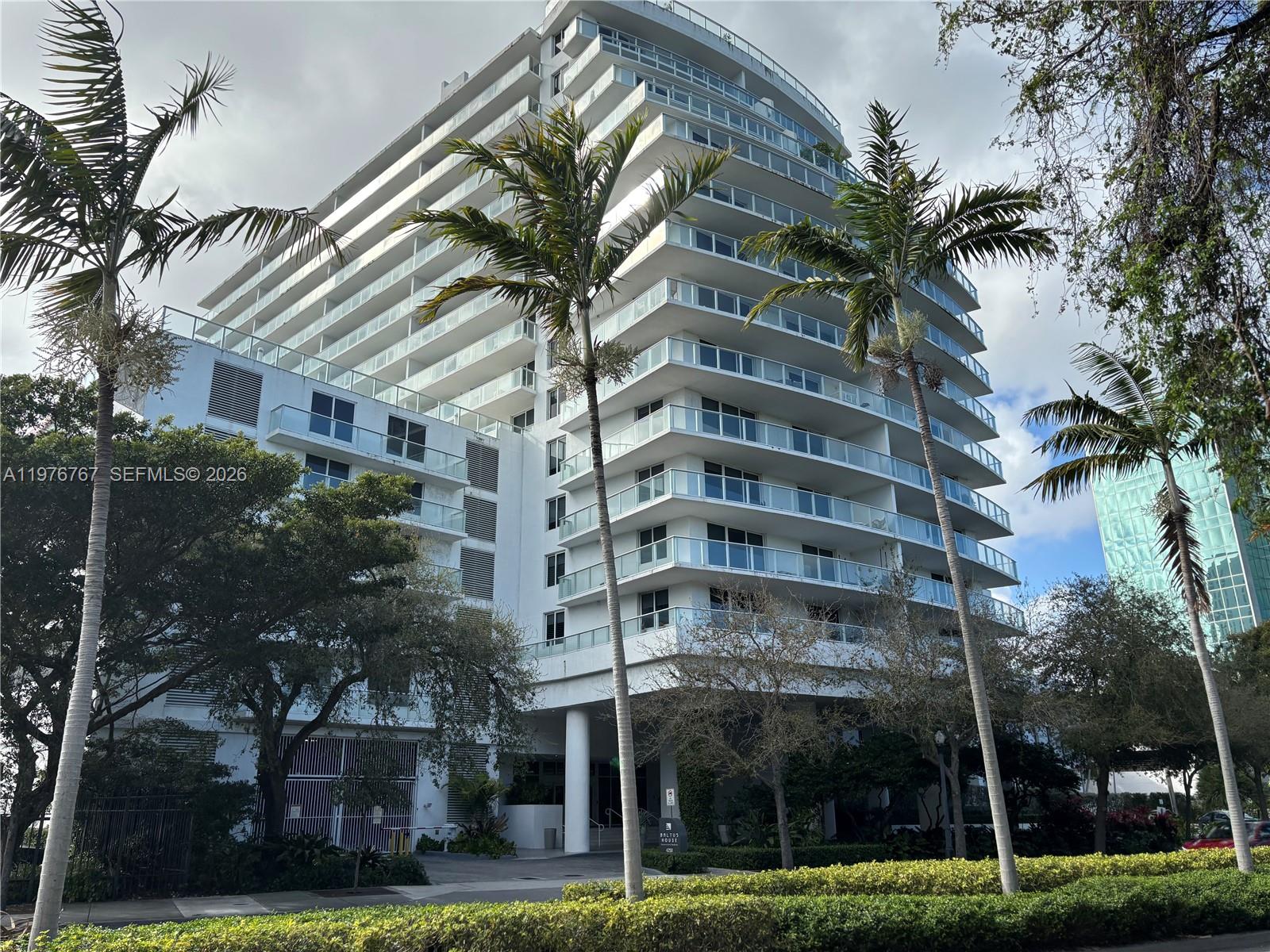 4250 Biscayne Blvd #816