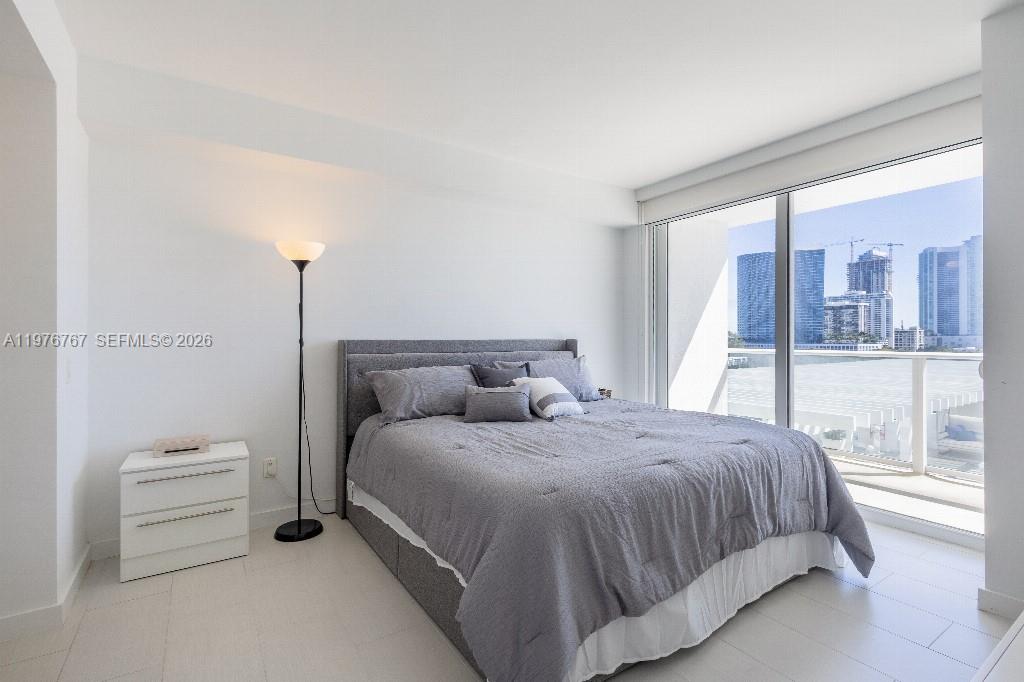 4250 Biscayne Blvd #816 Miami, FL 33137