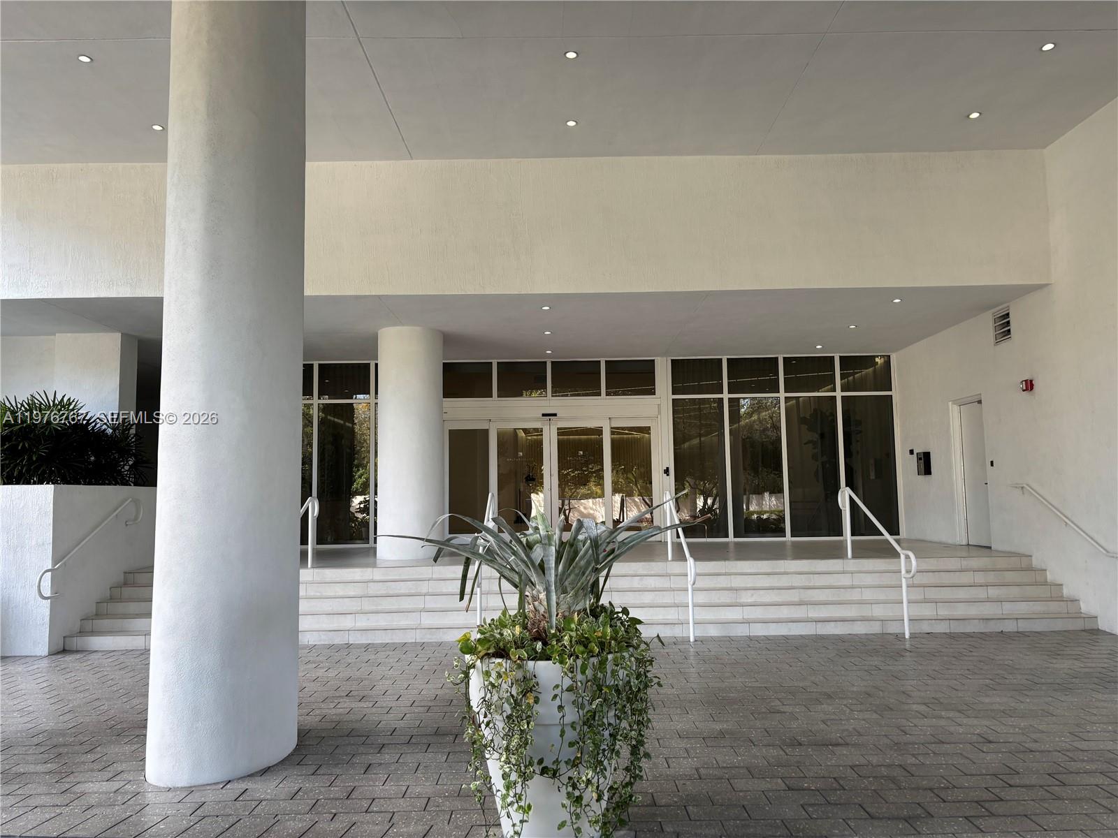 4250 Biscayne Blvd #816 Miami, FL 33137