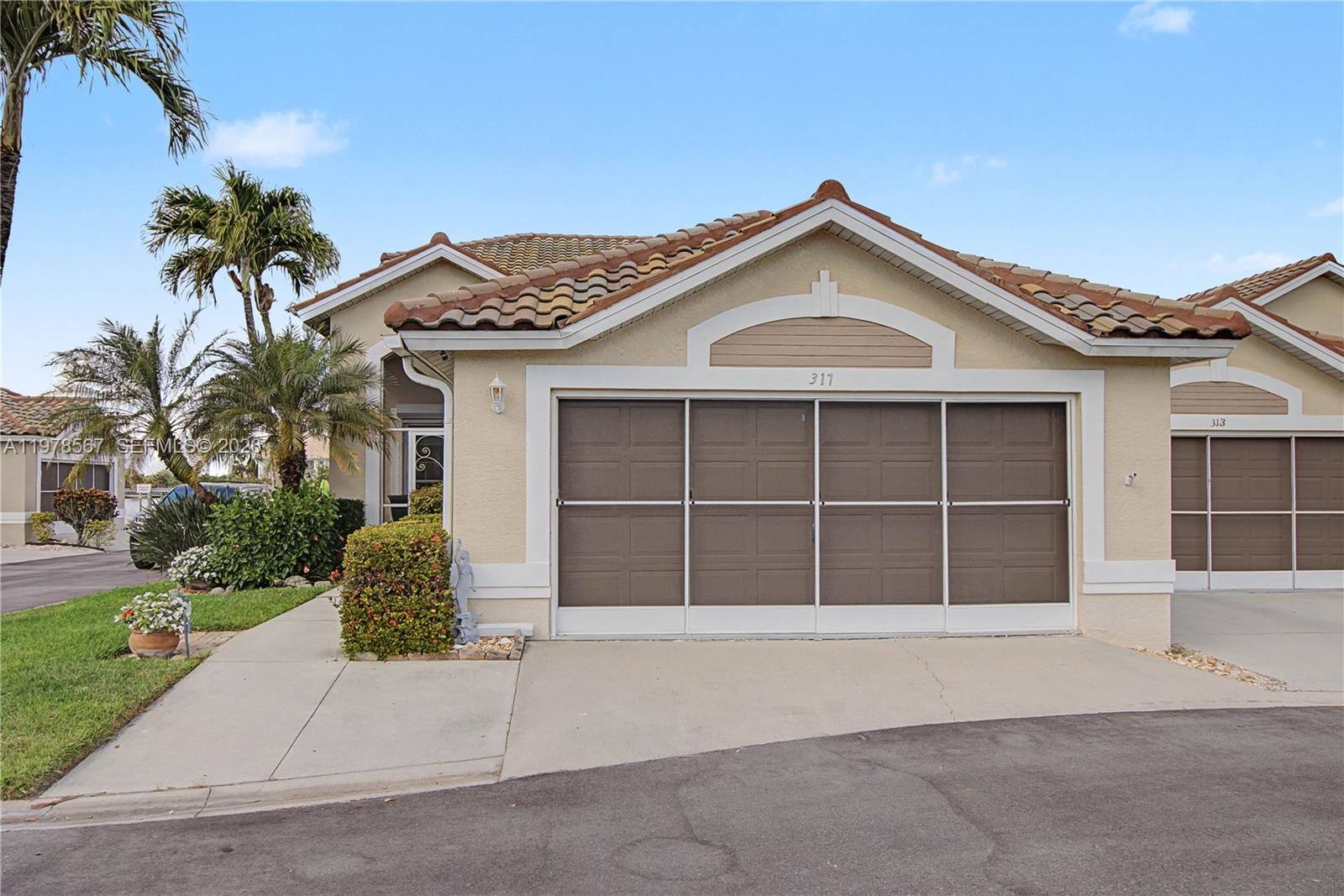 317 Stella Maris Dr S Naples, FL 34114