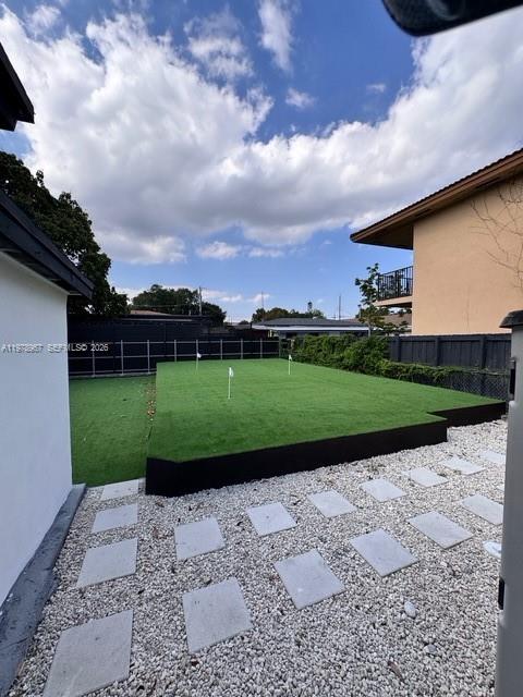 4783 NW Flagler Ter Miami, FL 33126