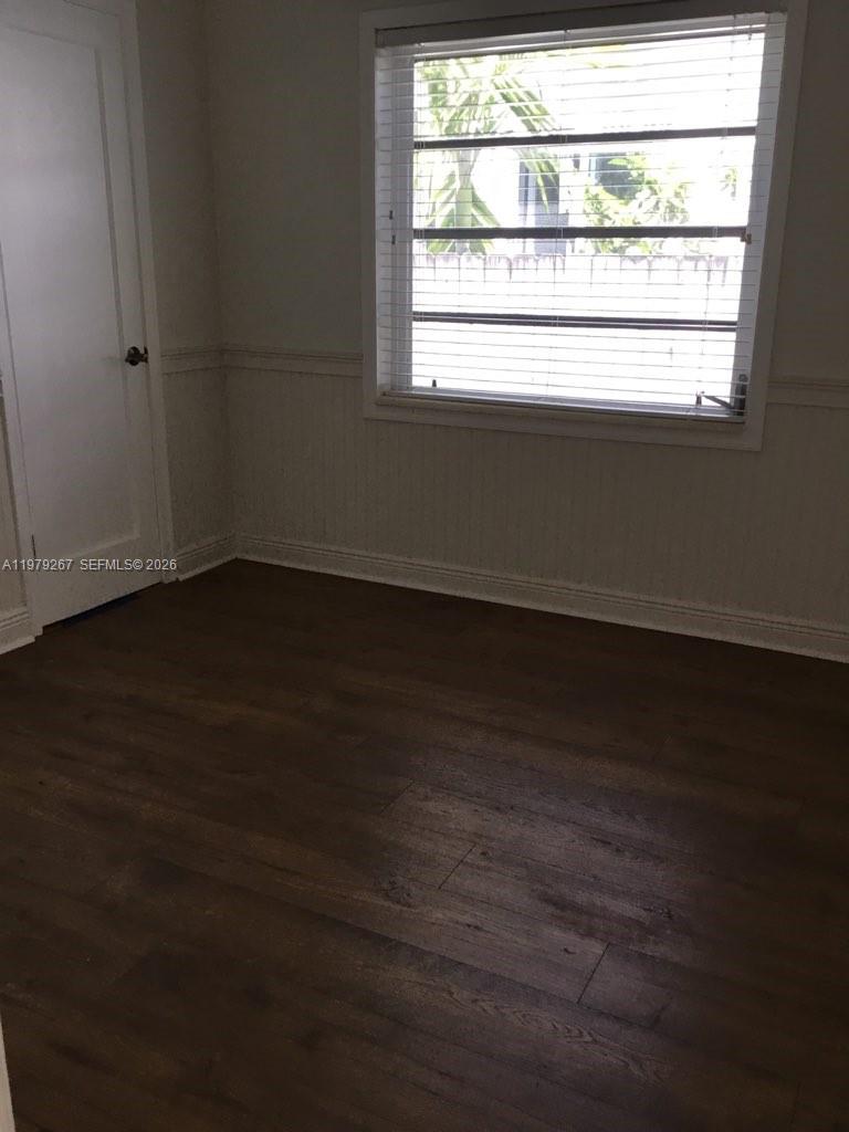 8927 Hawthorne Ave Surfside, FL 33154