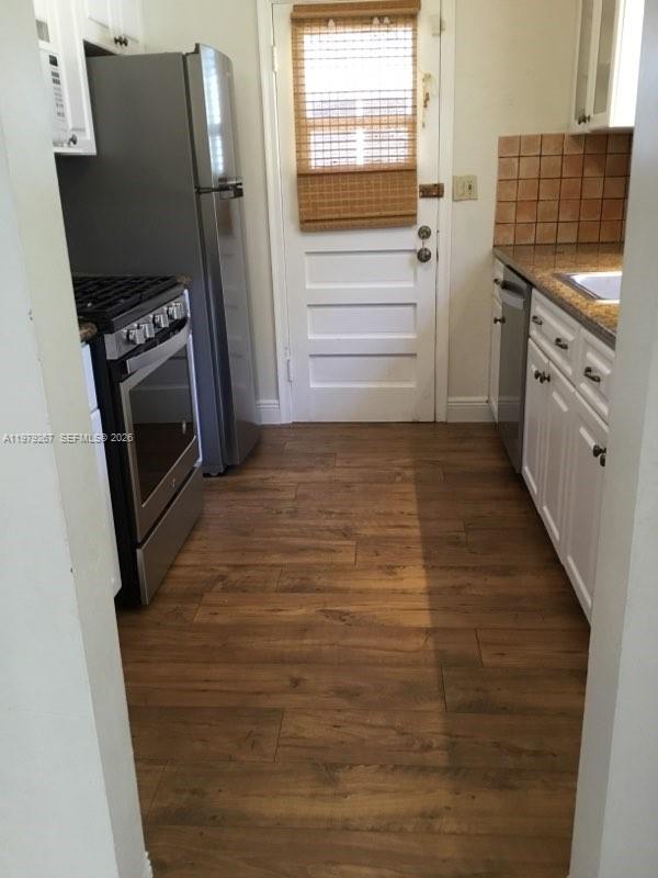 8927 Hawthorne Ave Surfside, FL 33154