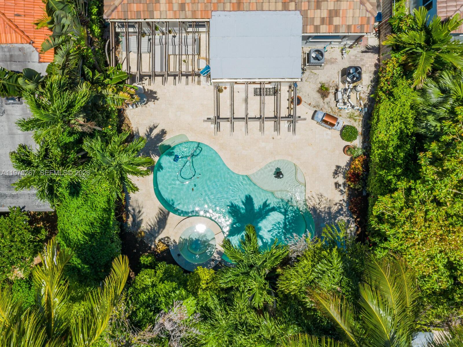 8927 Hawthorne Ave Surfside, FL 33154