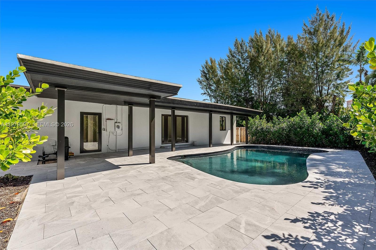 4144 Alton Rd Miami Beach, FL 33140