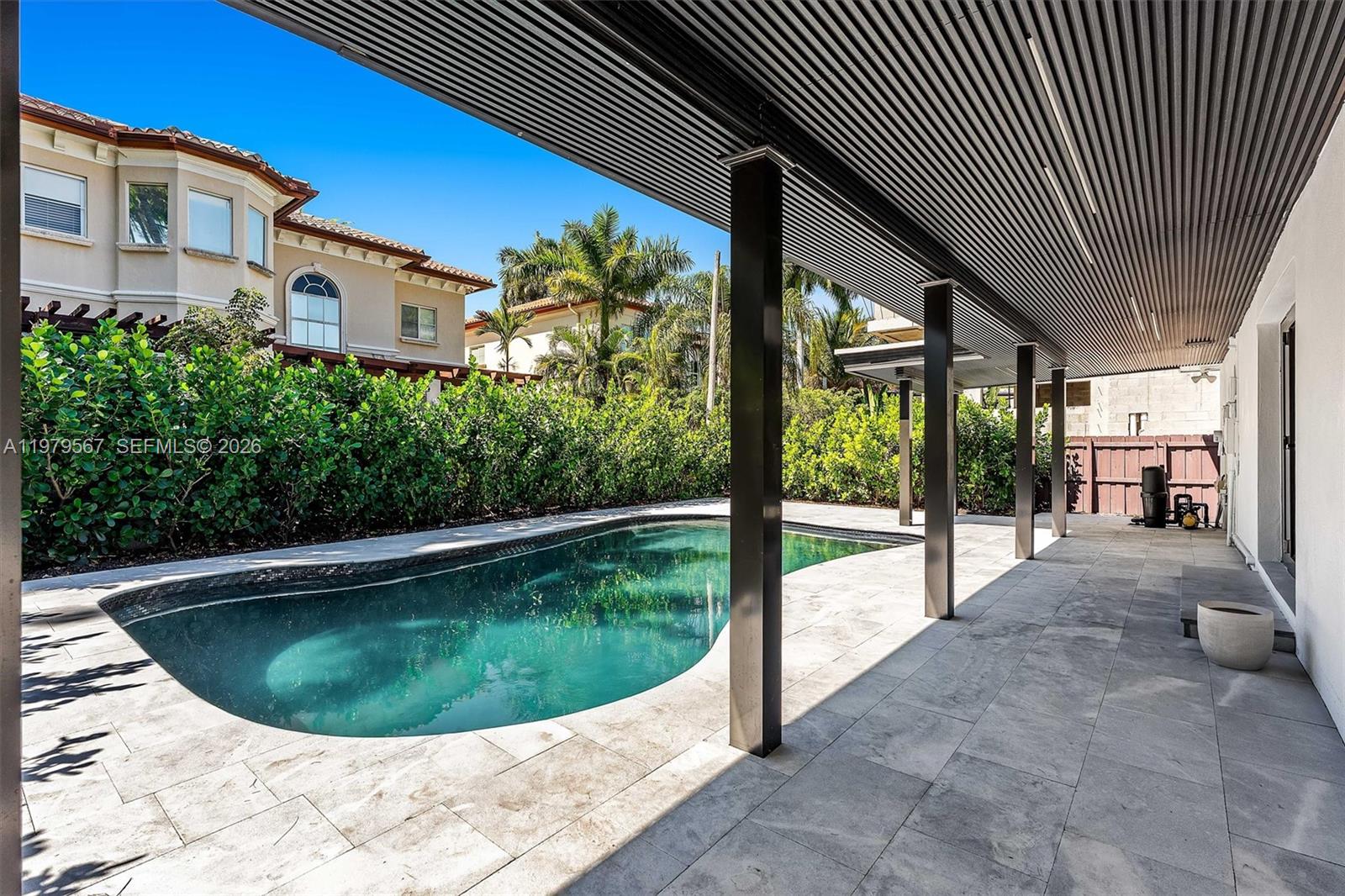 4144 Alton Rd Miami Beach, FL 33140