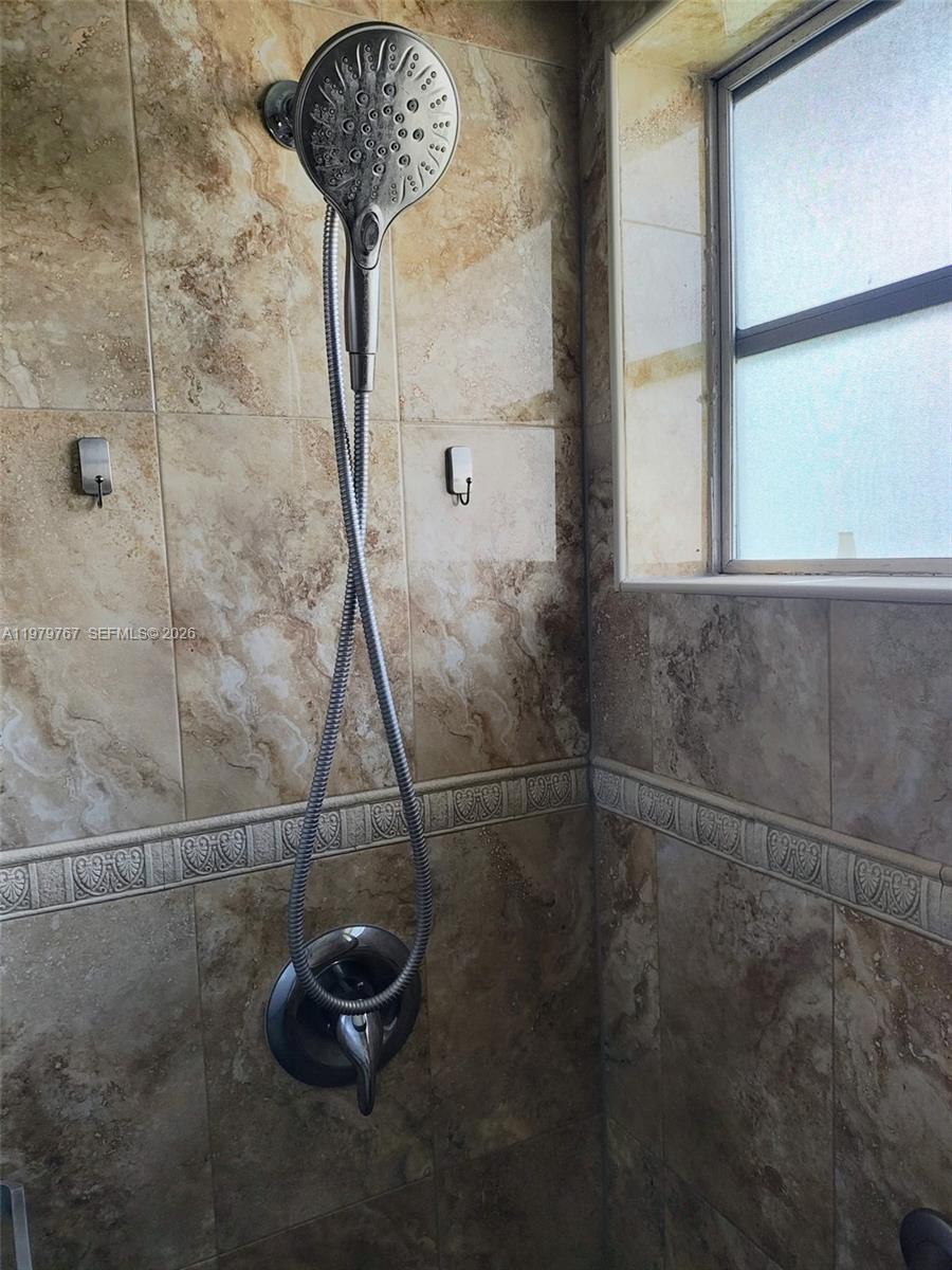 525 SW 56th Ave Miami, FL 33134