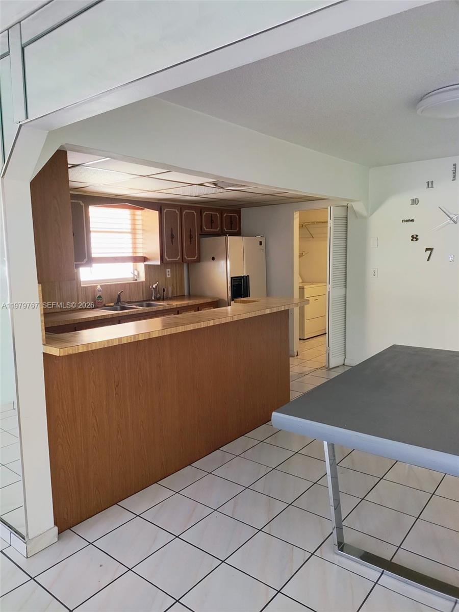 525 SW 56th Ave Miami, FL 33134