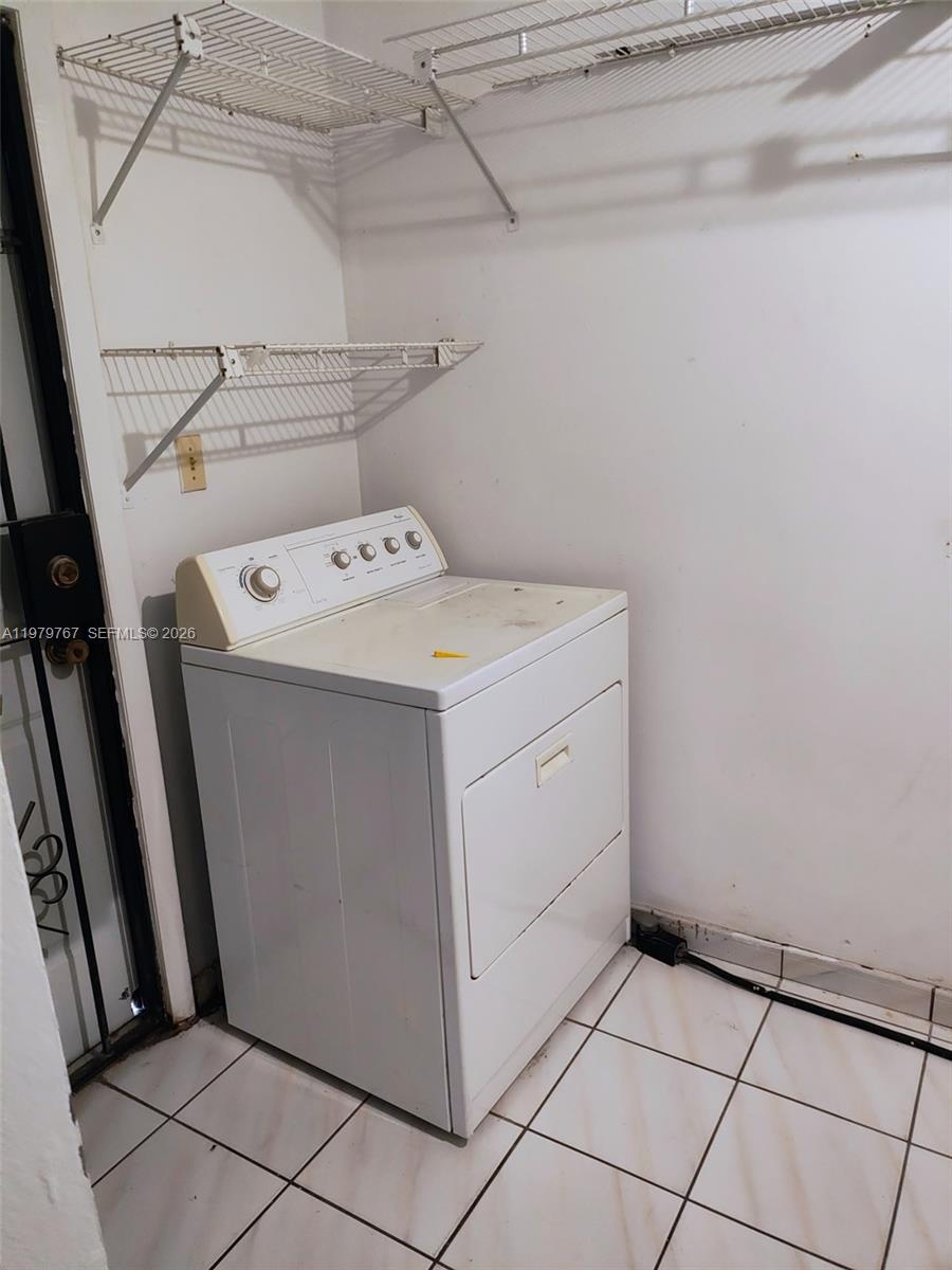 525 SW 56th Ave Miami, FL 33134