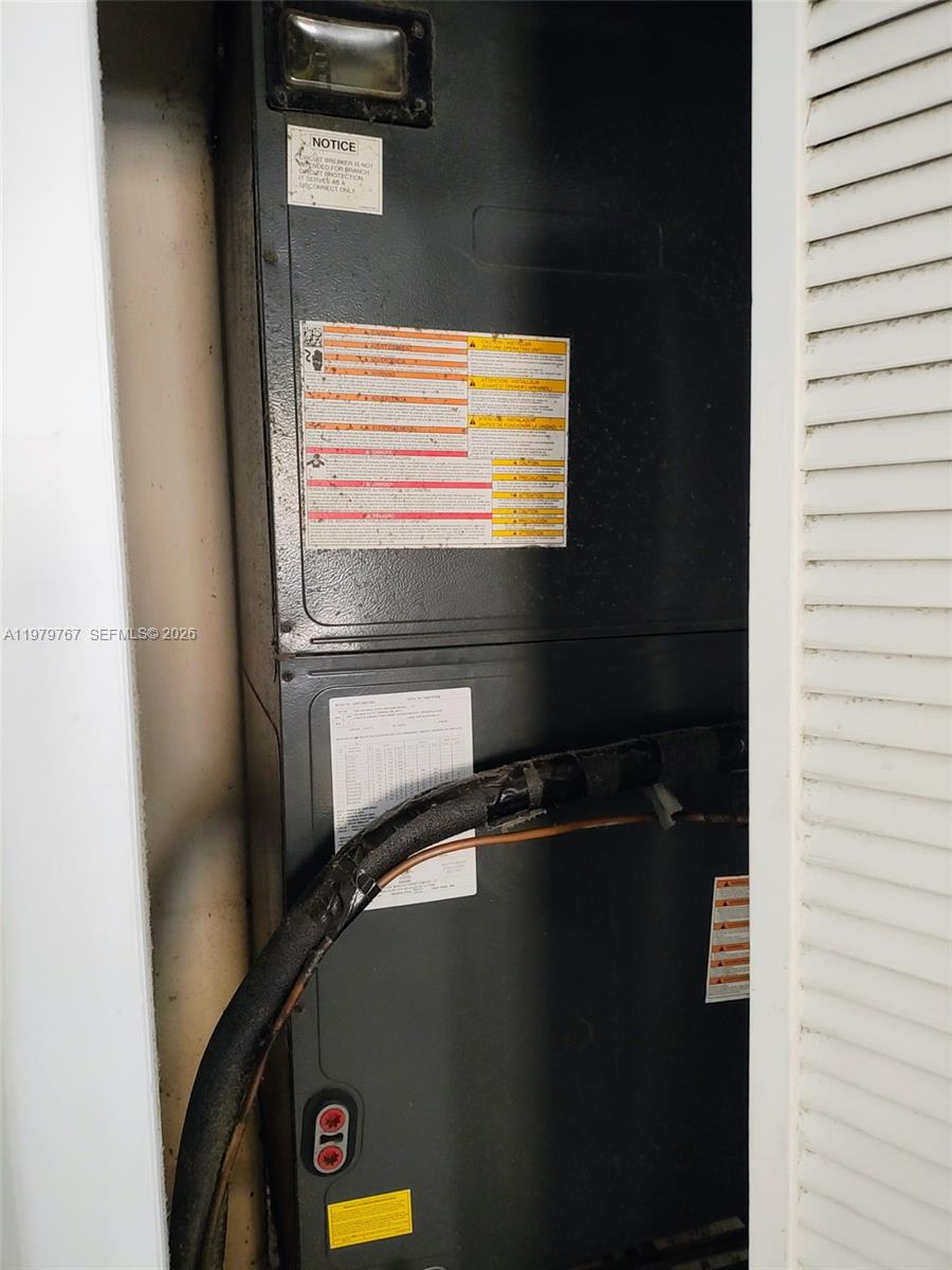 525 SW 56th Ave Miami, FL 33134