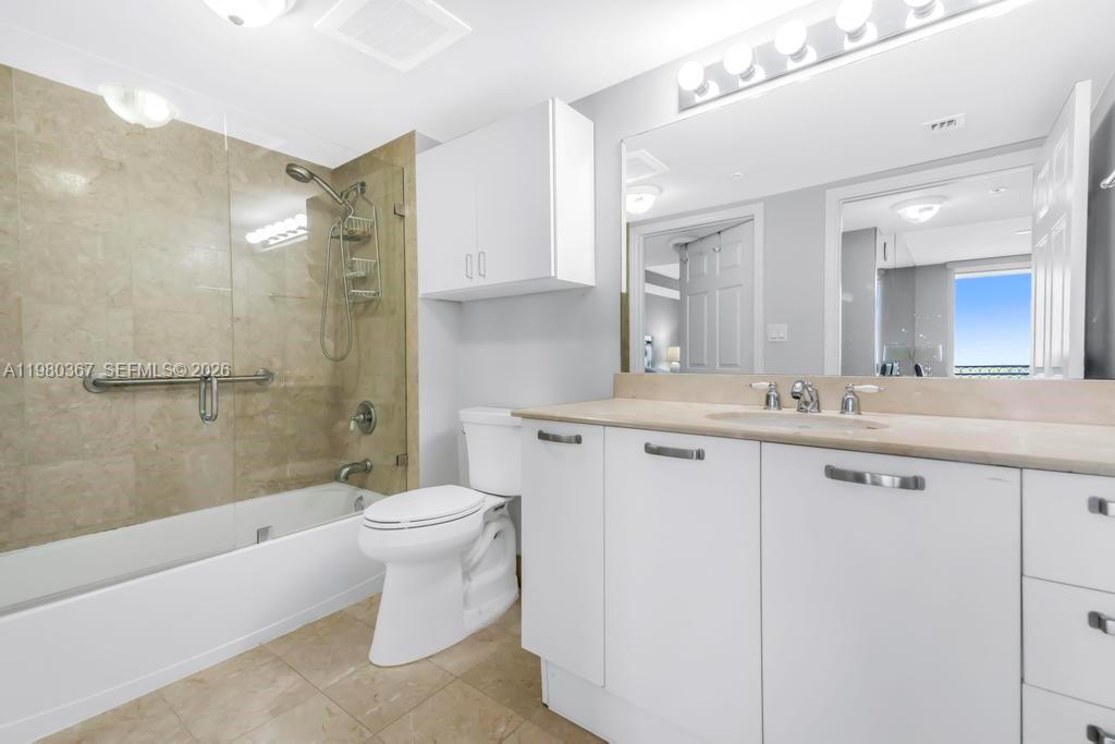 2001 N Ocean Blvd Fort Lauderdale, FL 33305