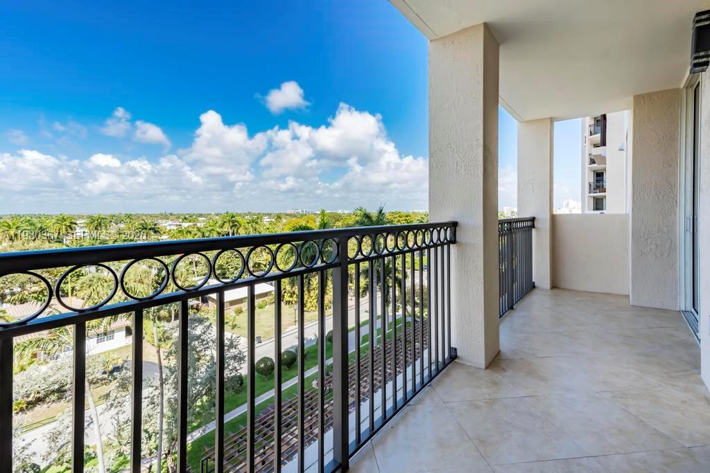 2001 N Ocean Blvd Fort Lauderdale, FL 33305