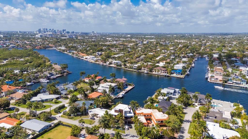 2001 N Ocean Blvd Fort Lauderdale, FL 33305