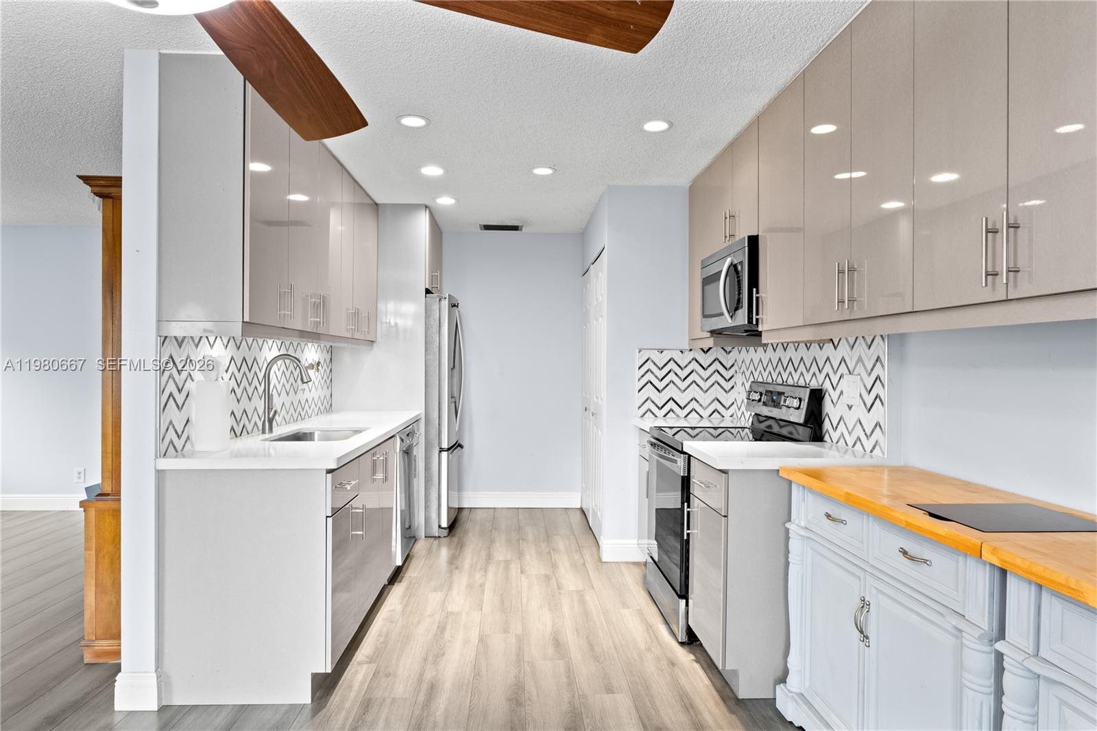 14600 Lucy Dr Delray Beach, FL 33484