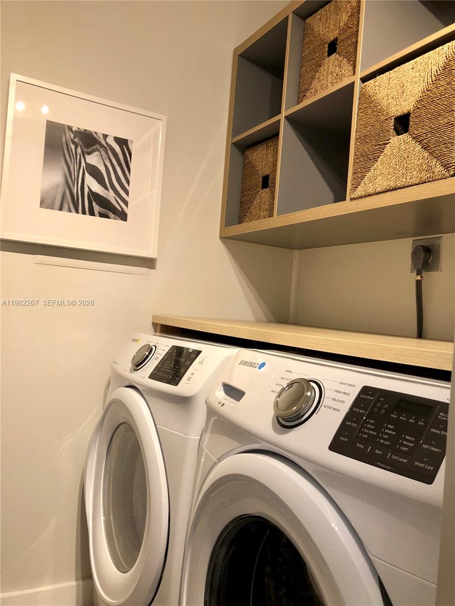 19999 E Country Clb Dr #1405 Aventura, FL 33180