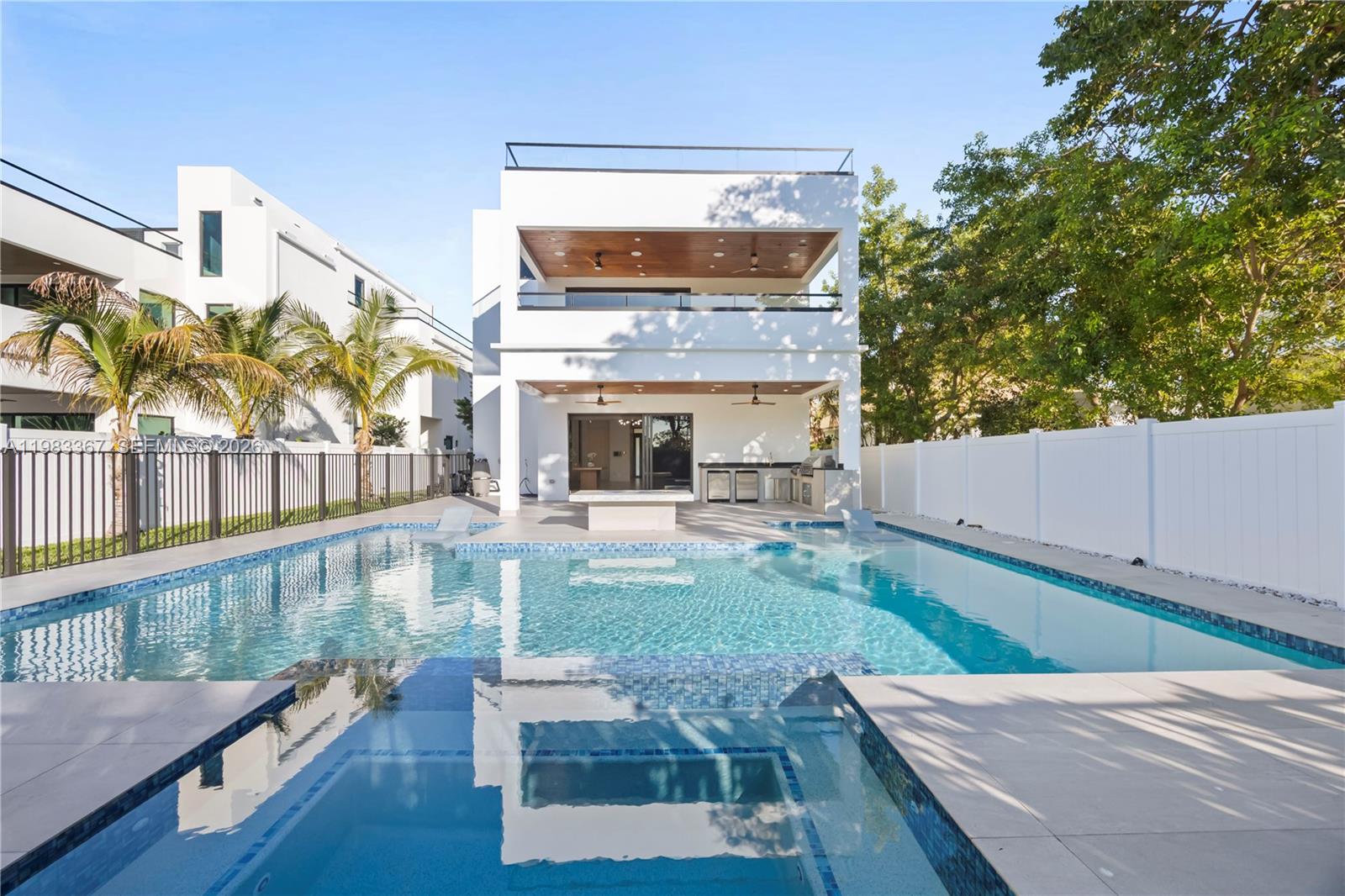 2613 Center Ave Fort Lauderdale, FL 33308