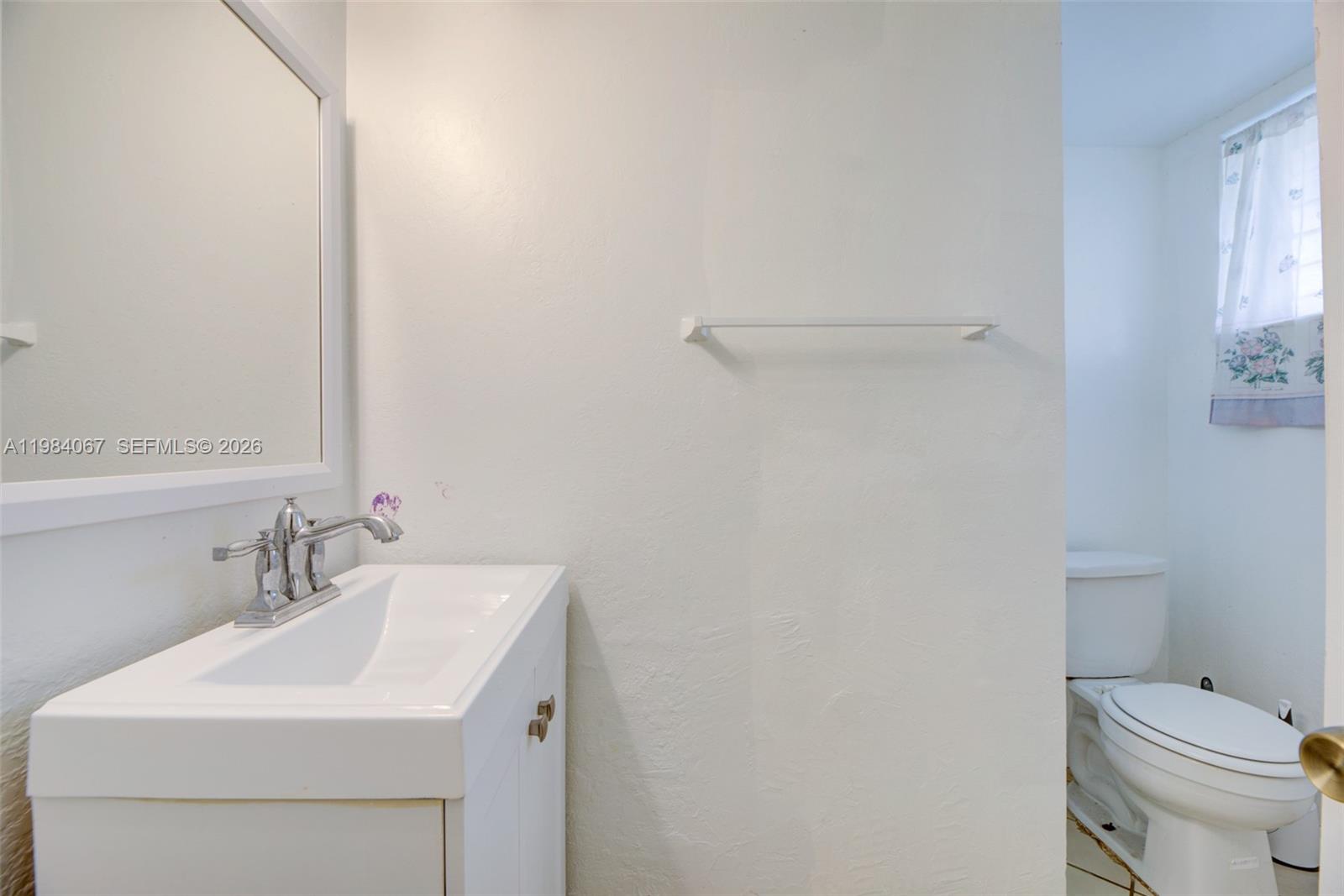 1680 NE 191st St #107-2 Miami, FL 33179