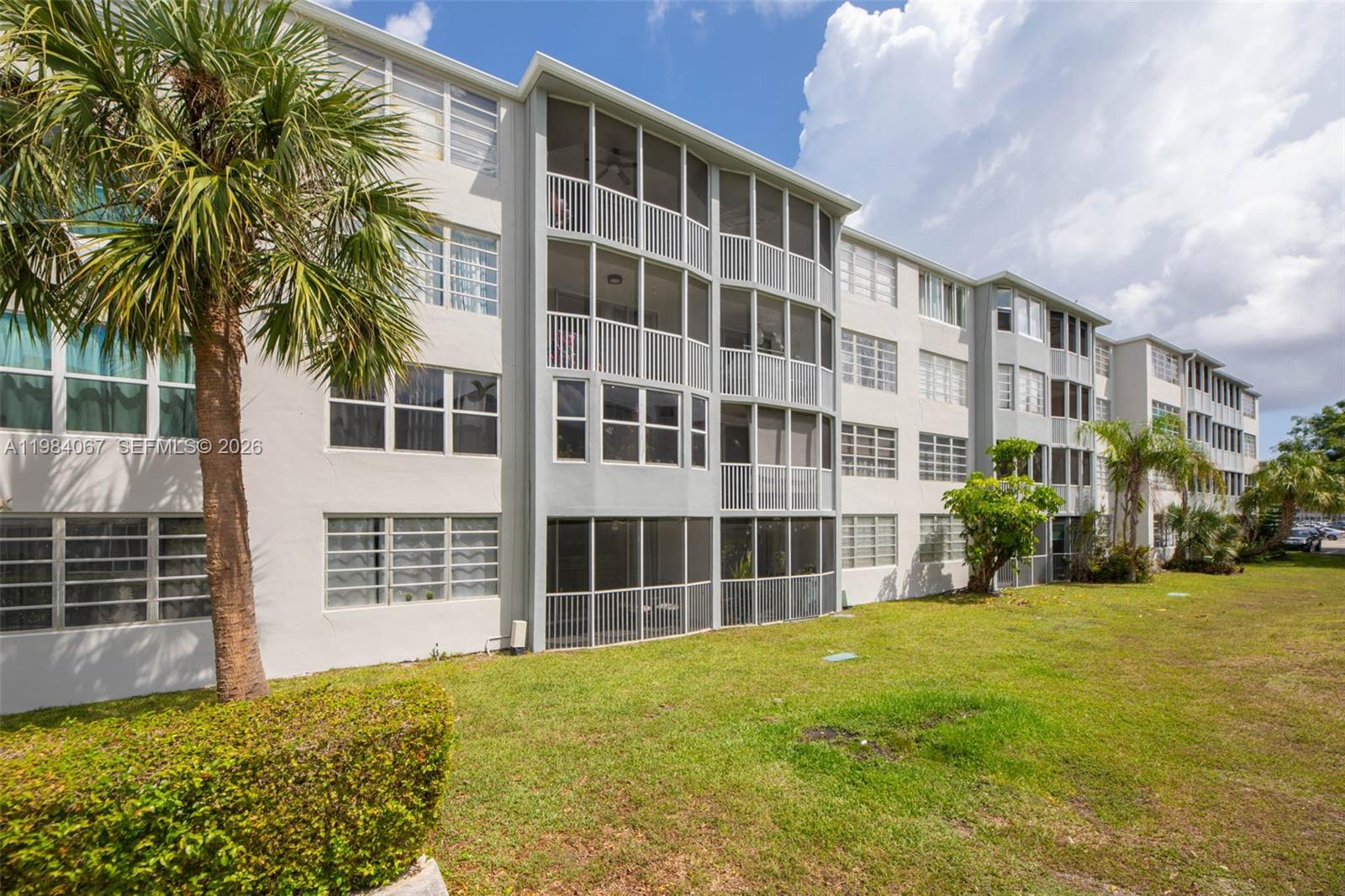 1680 NE 191st St #107-2 Miami, FL 33179