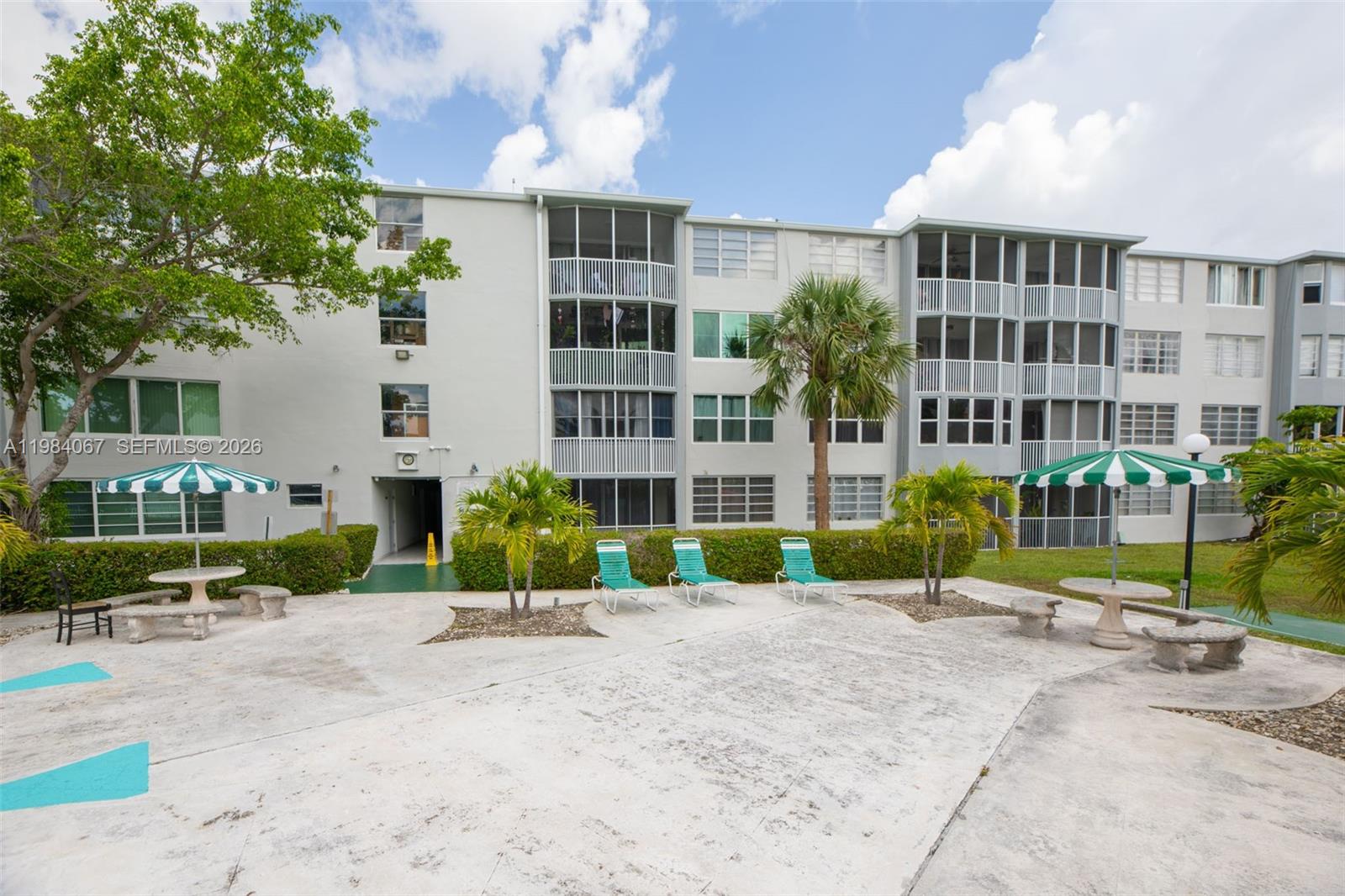 1680 NE 191st St #107-2 Miami, FL 33179