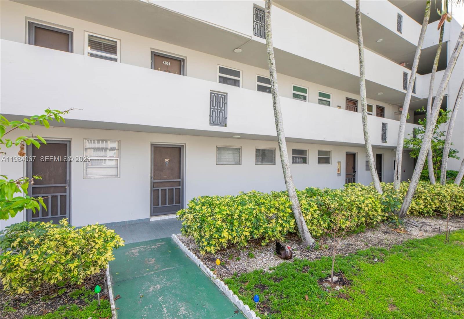 1680 NE 191st St #107-2 Miami, FL 33179