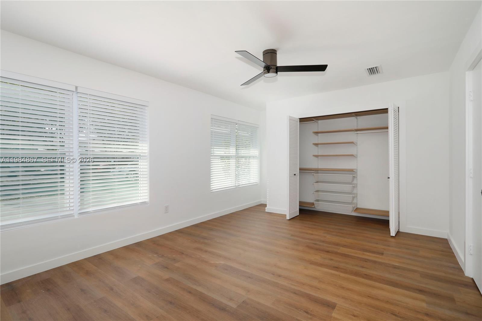 6841 SW 130th Ter Pinecrest, FL 33156