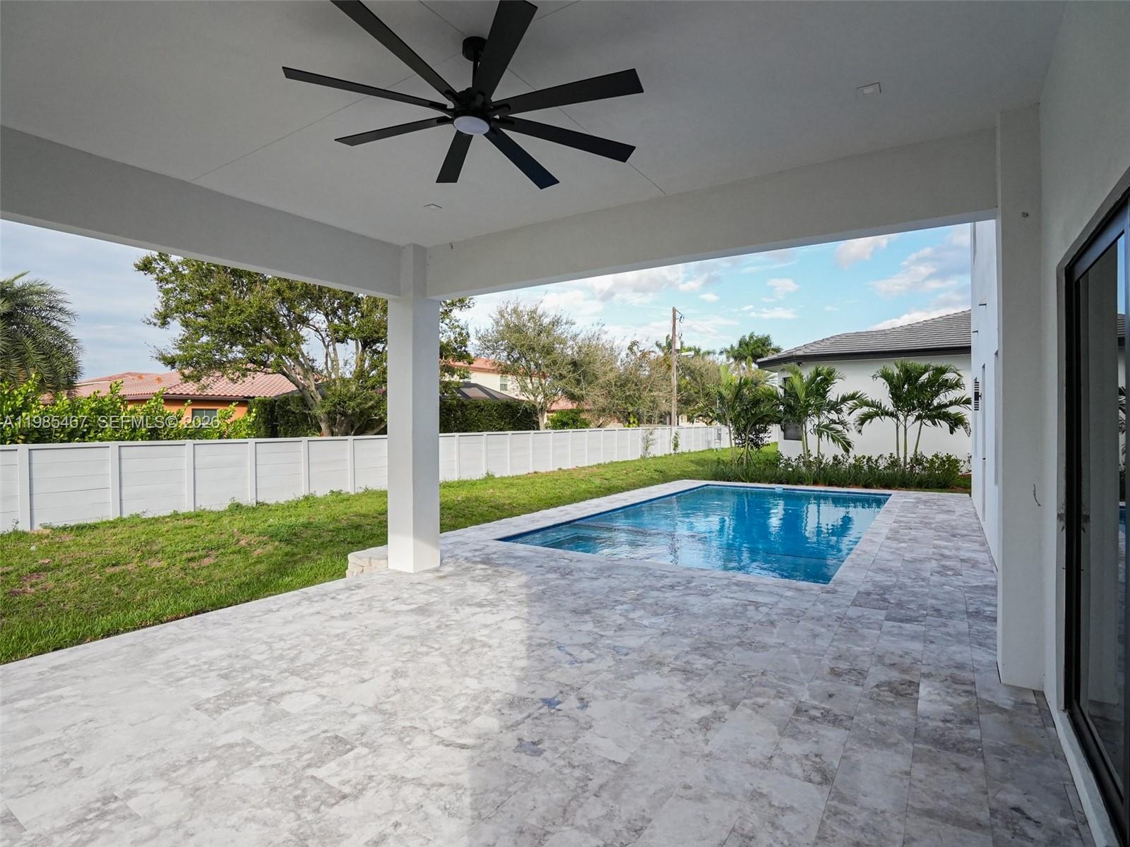 13004 Davie Oaks Dr Davie, FL 33325