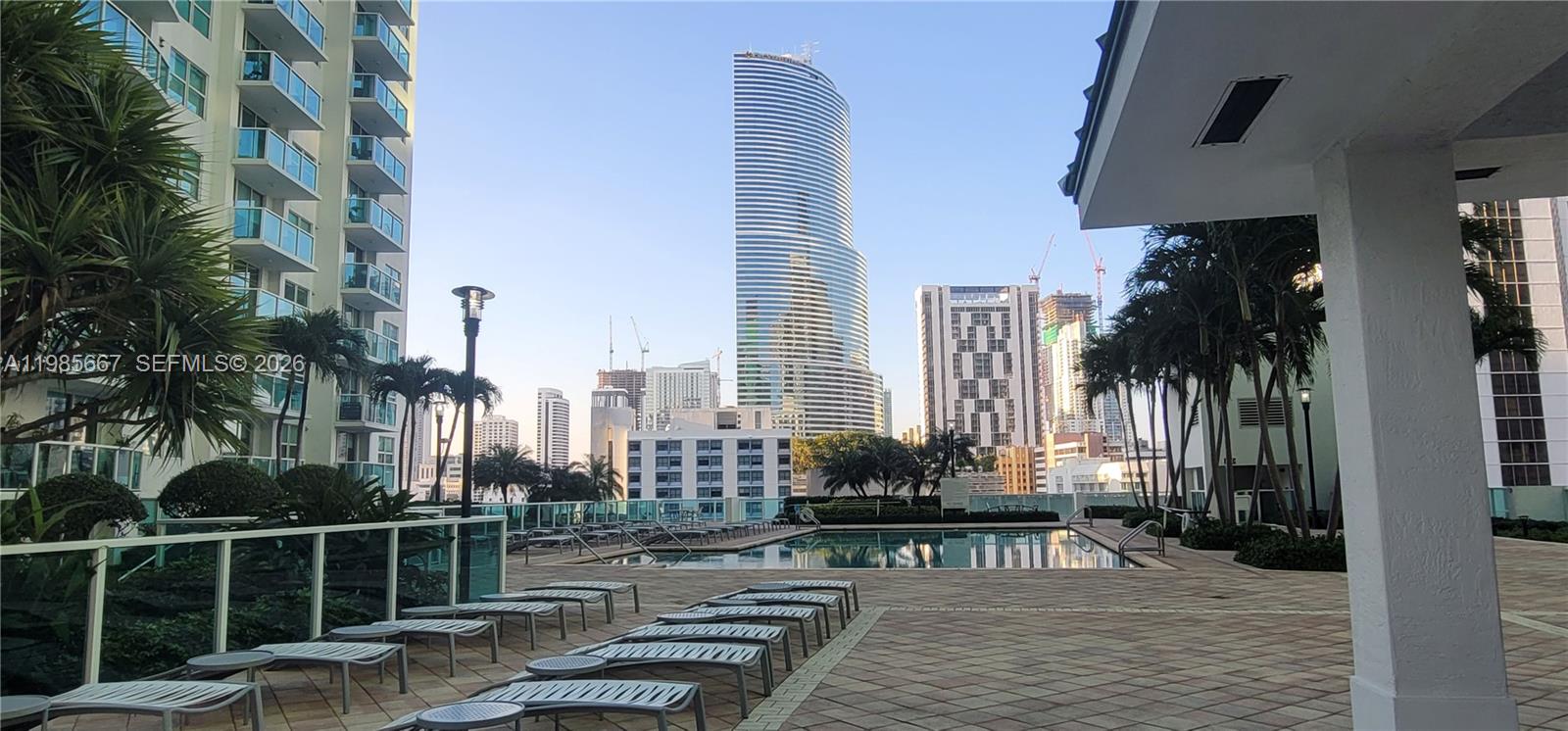 image Brickell on the River North45