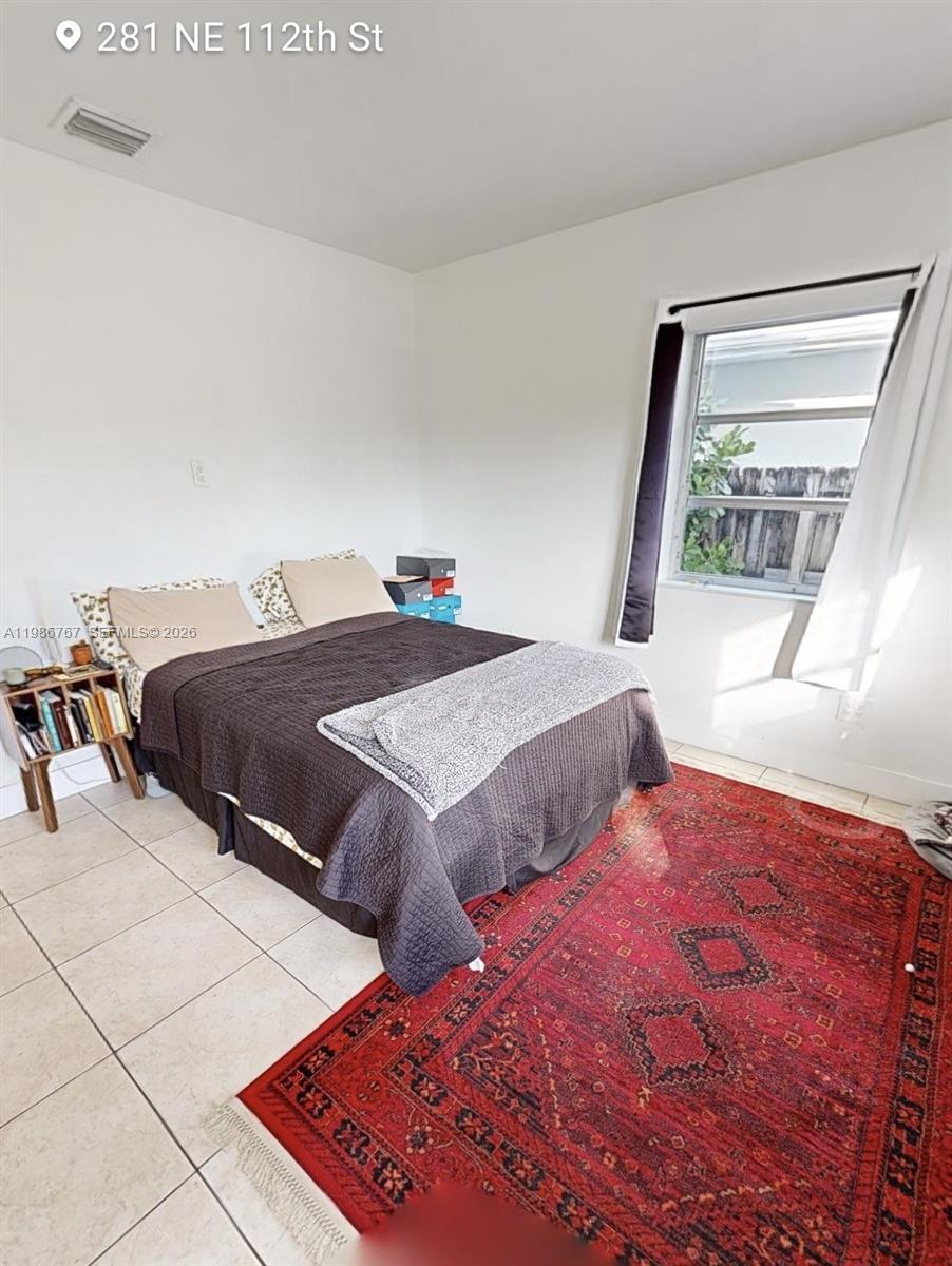 281 NE 112th St Miami, FL 33161