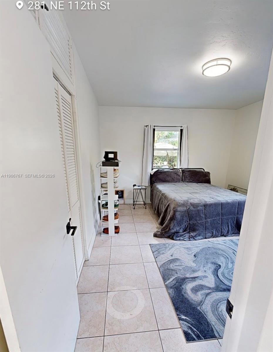 281 NE 112th St Miami, FL 33161