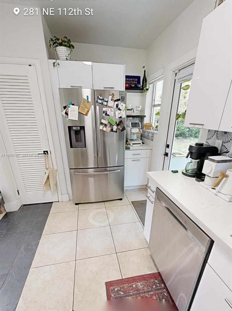 281 NE 112th St Miami, FL 33161